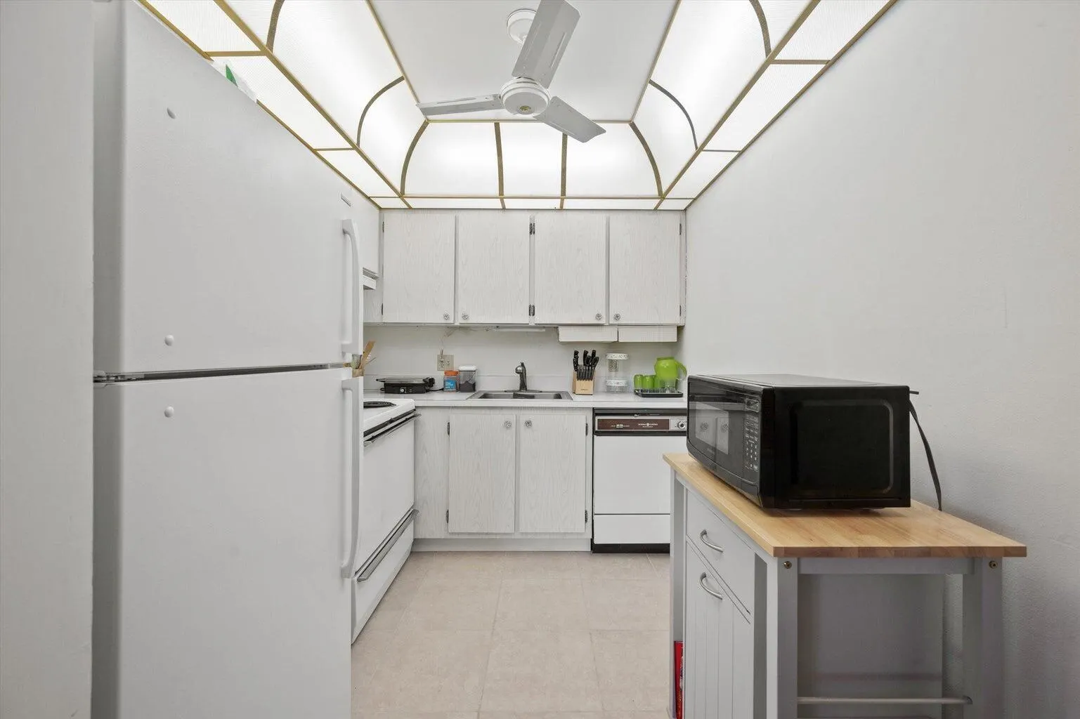 3300 Springdale Boulevard, #202