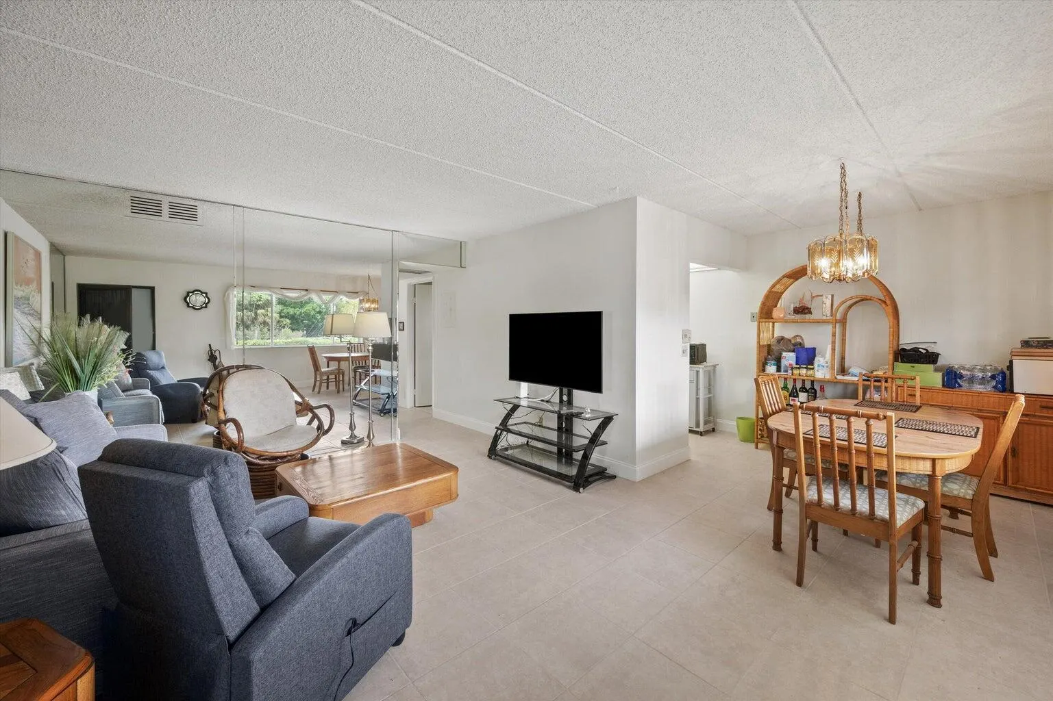 3300 Springdale Boulevard, #202