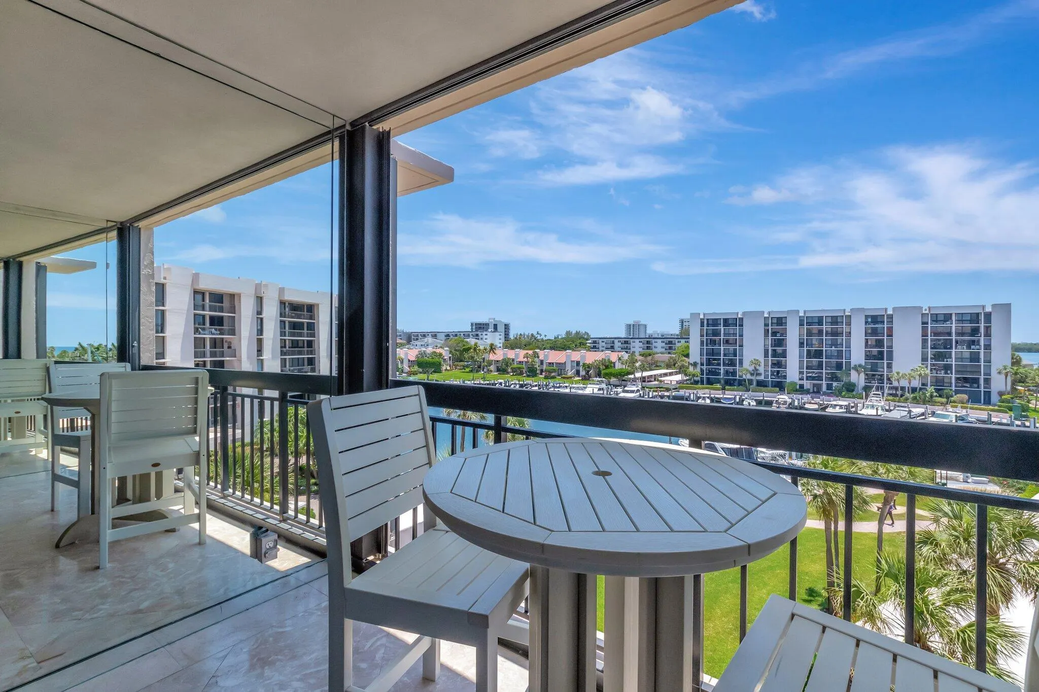 2707 N Ocean Boulevard, #D506