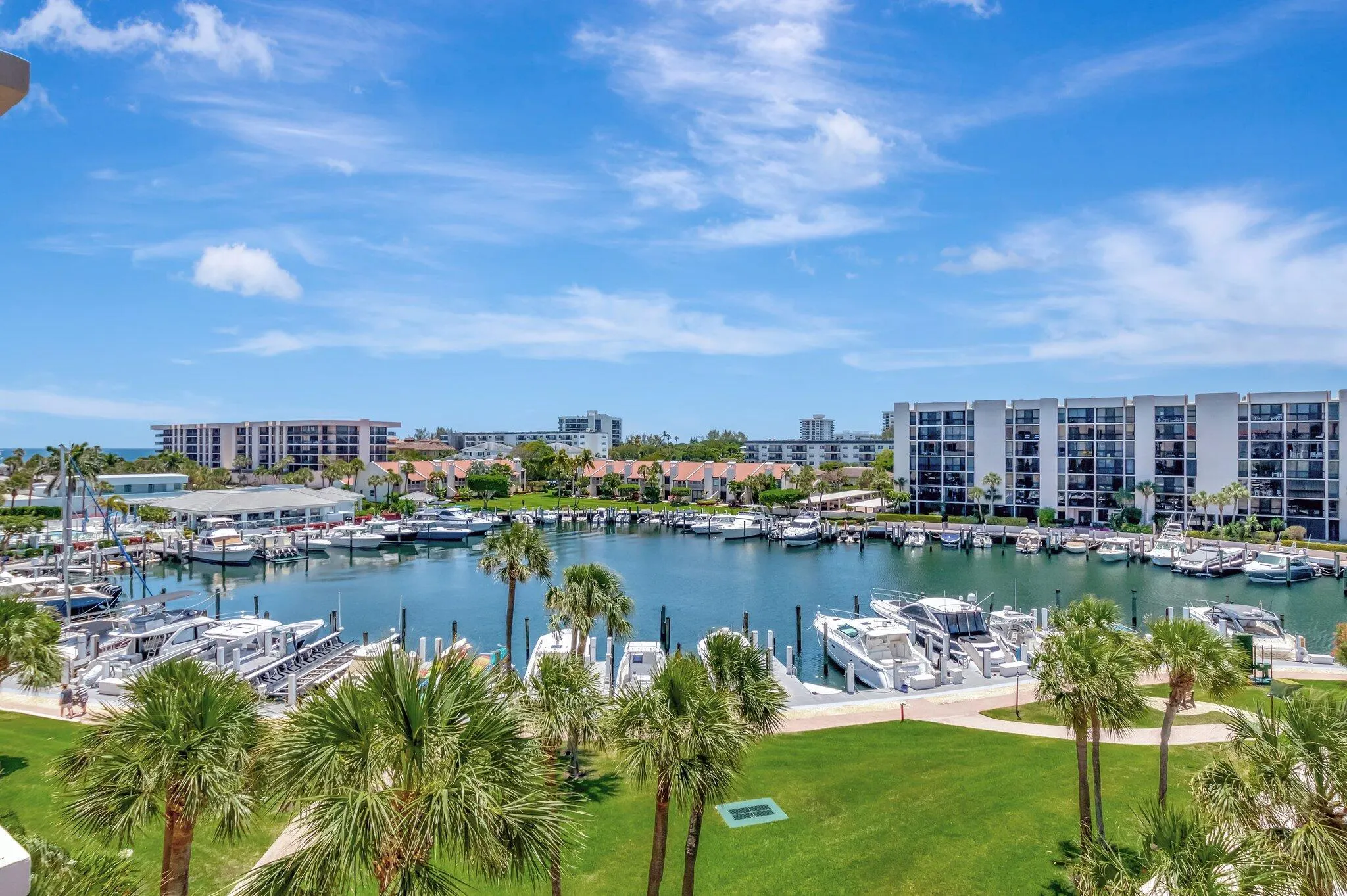 2707 N Ocean Boulevard, #D506