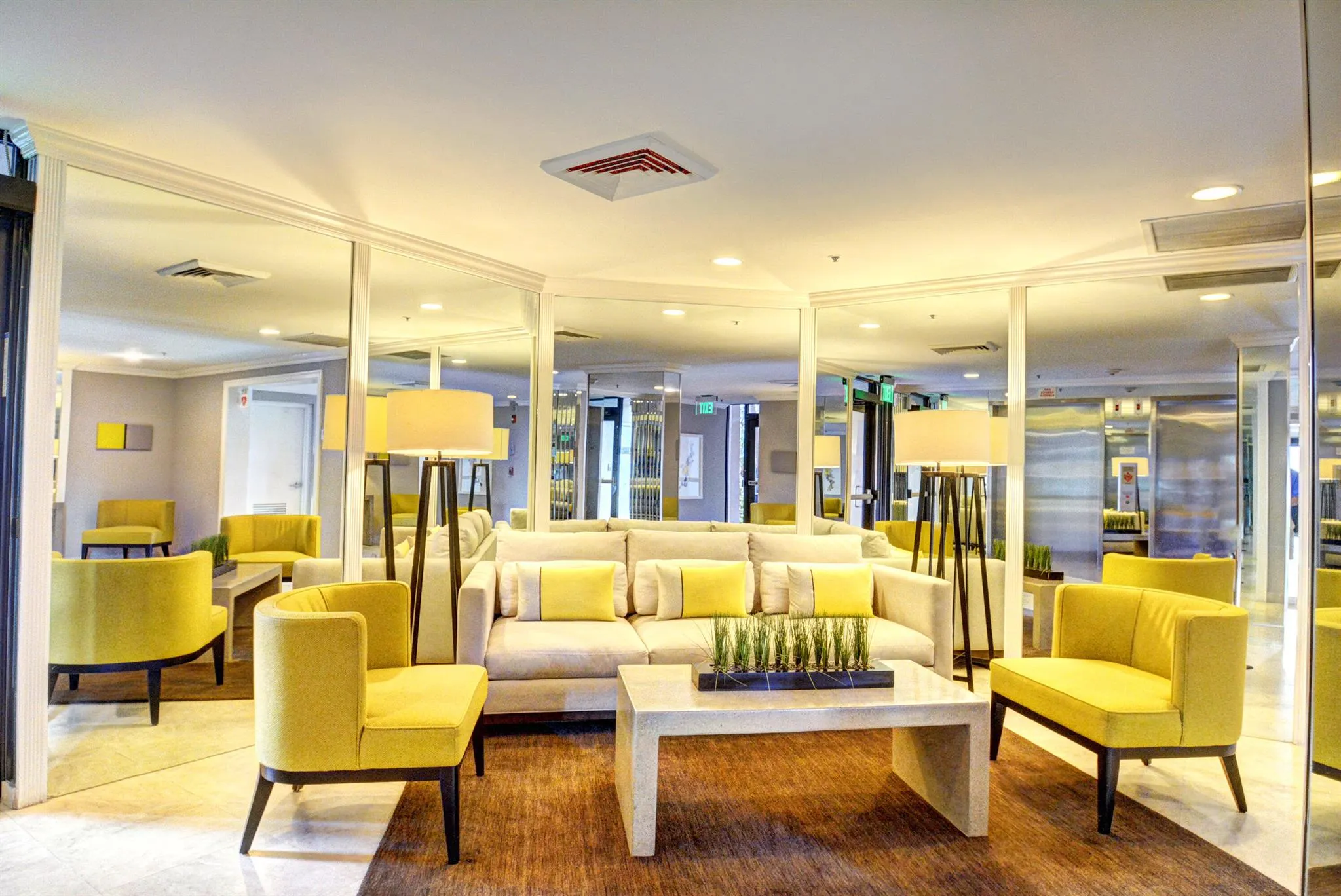 2707 N Ocean Boulevard, #D506