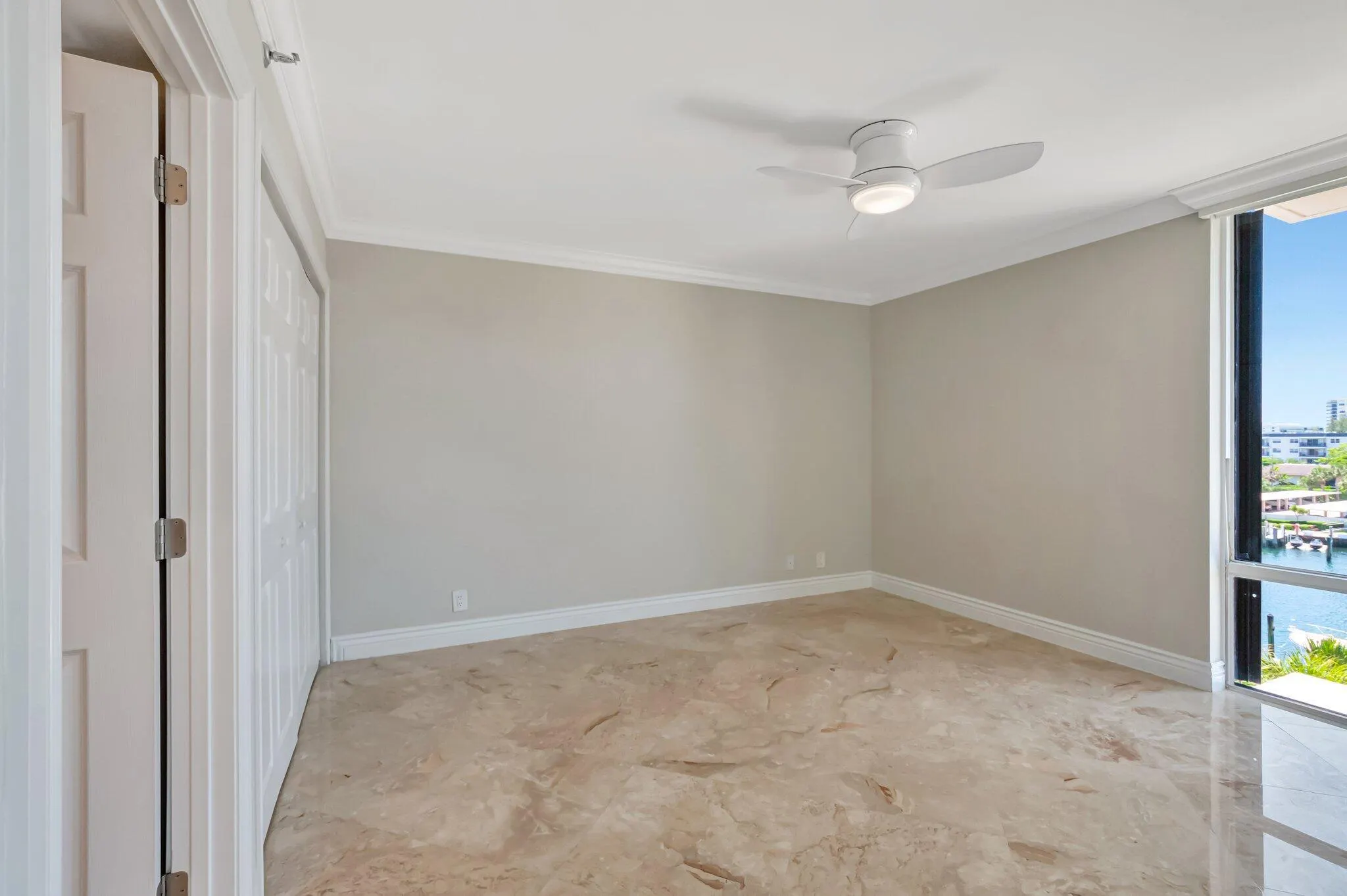 2707 N Ocean Boulevard, #D506