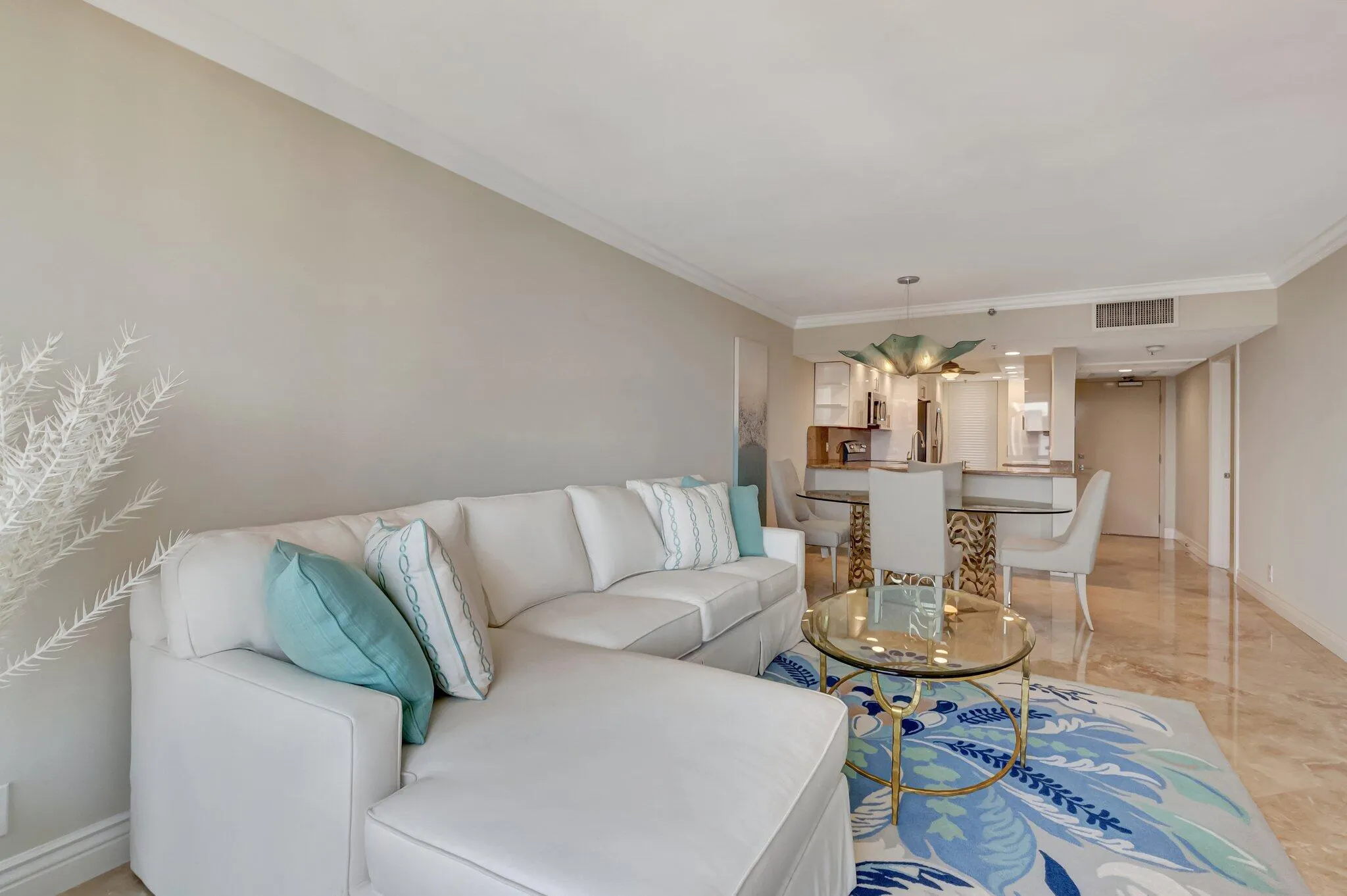 2707 N Ocean Boulevard, #D506