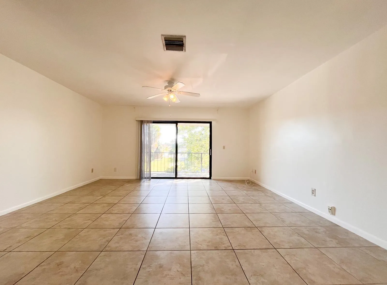 125 S Palmway Avenue, #3