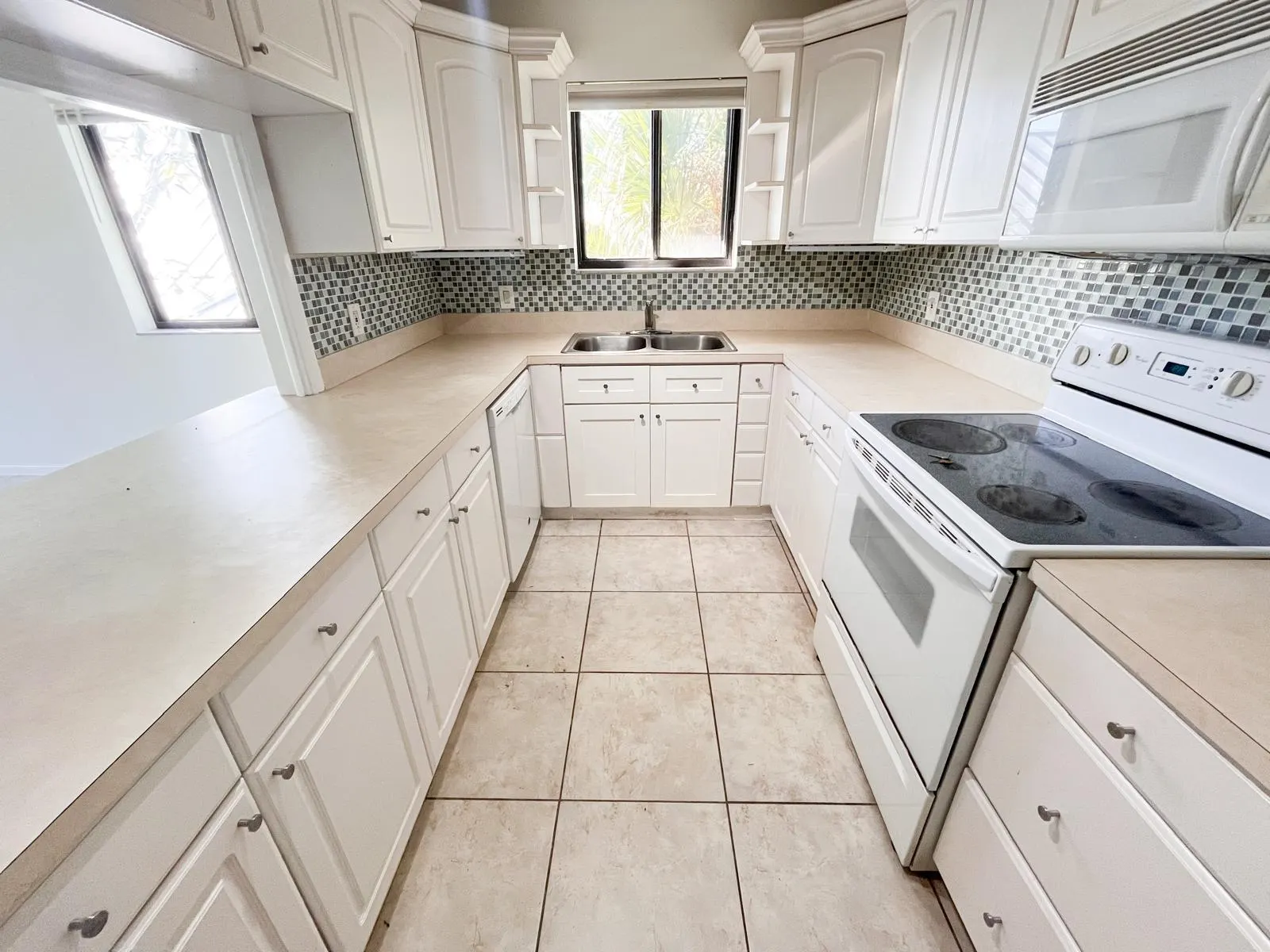 125 S Palmway Avenue, #3