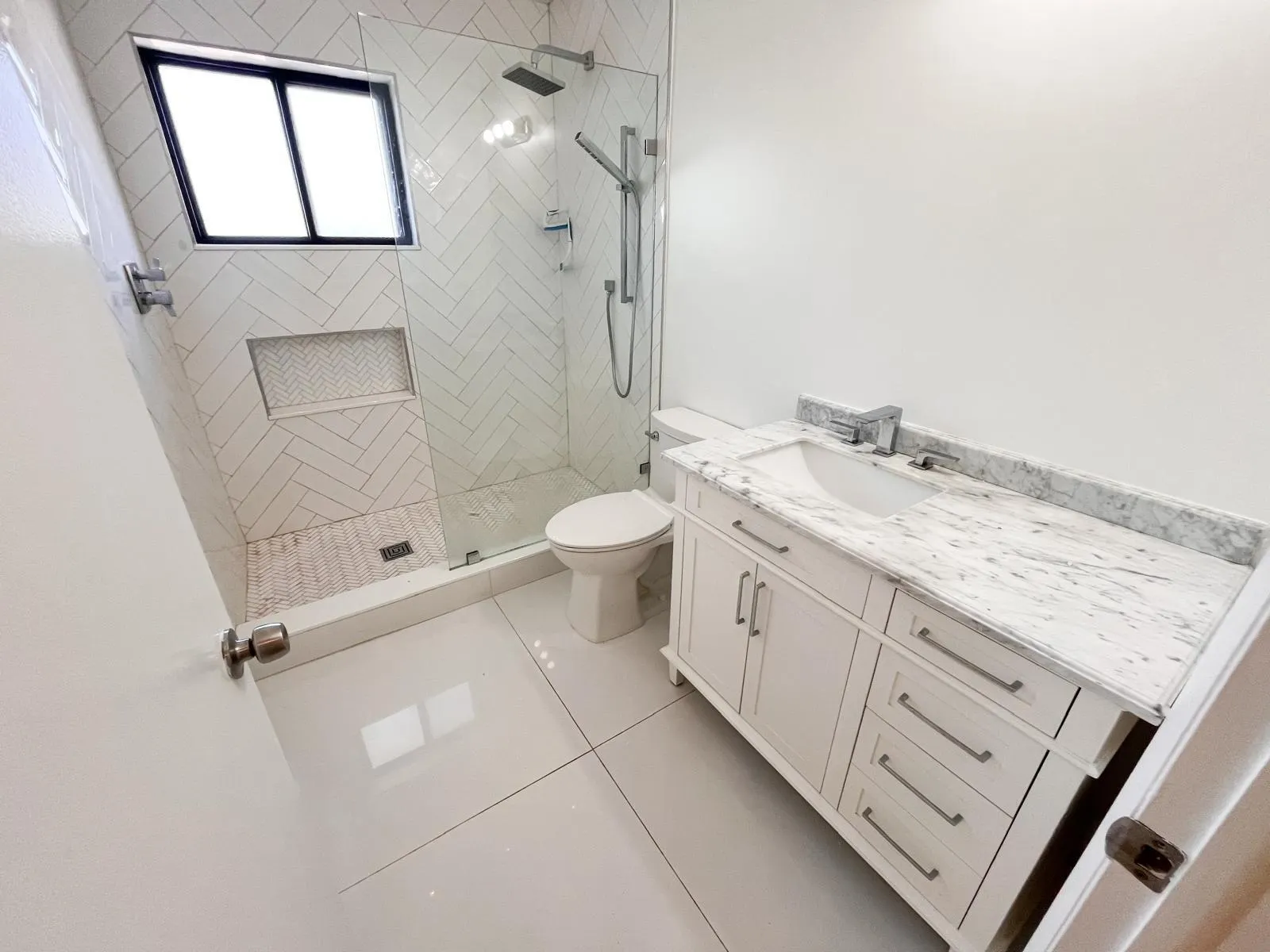 125 S Palmway Avenue, #3