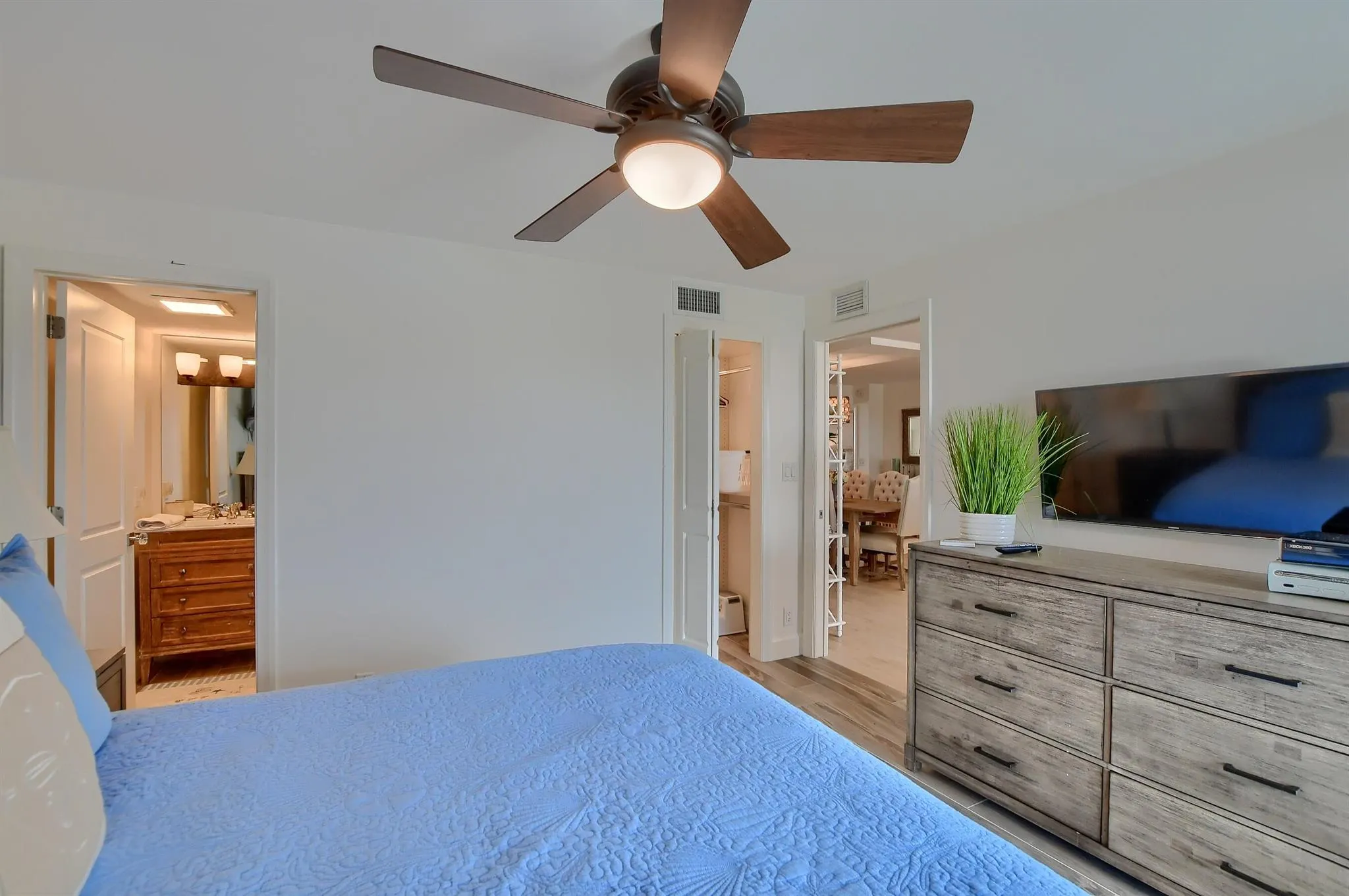 2000 S Ocean Boulevard, #705