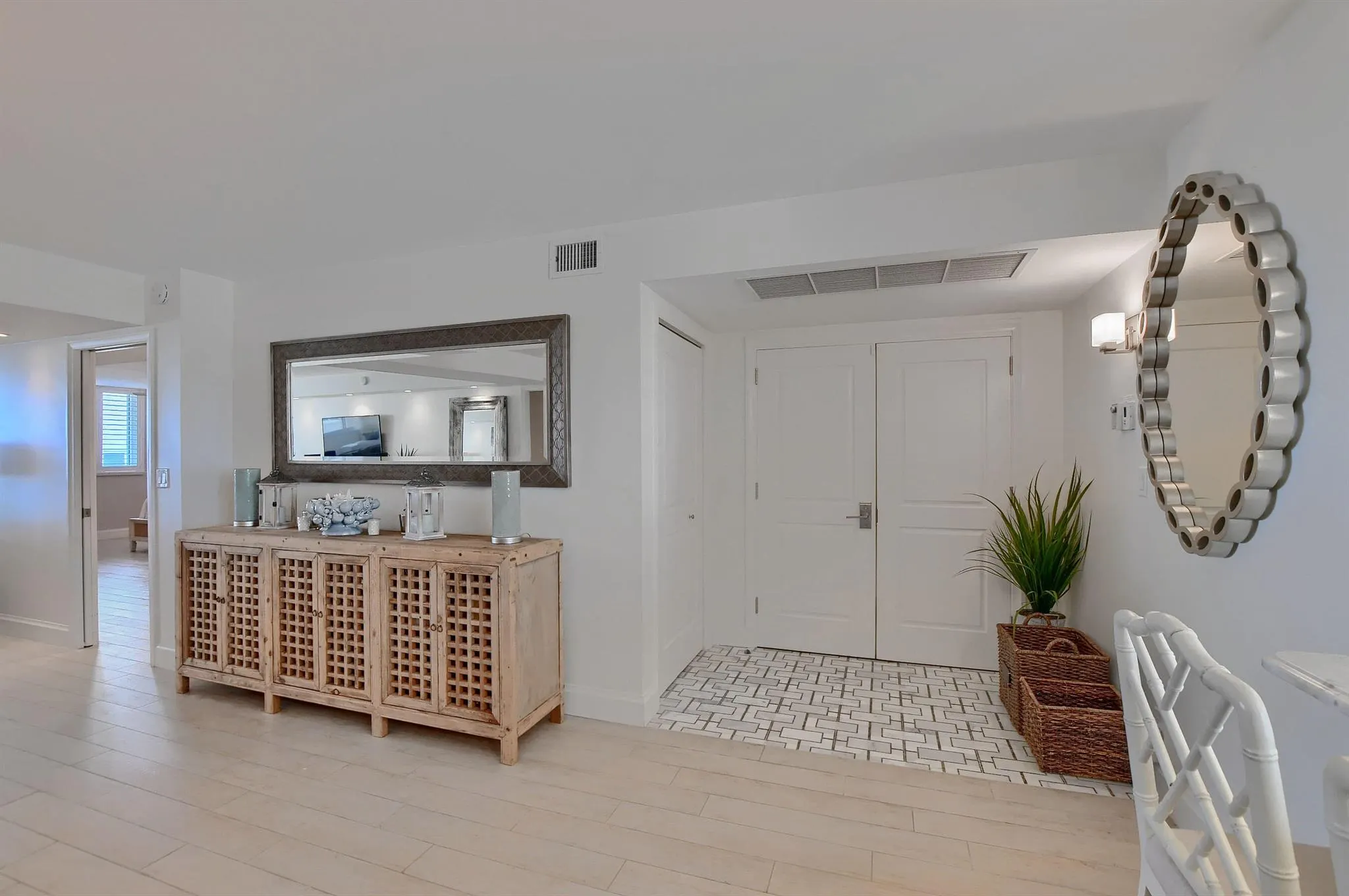 2000 S Ocean Boulevard, #705