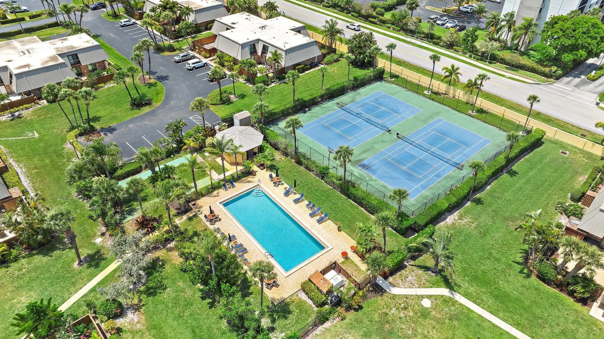 1420 Ocean Way, #28c