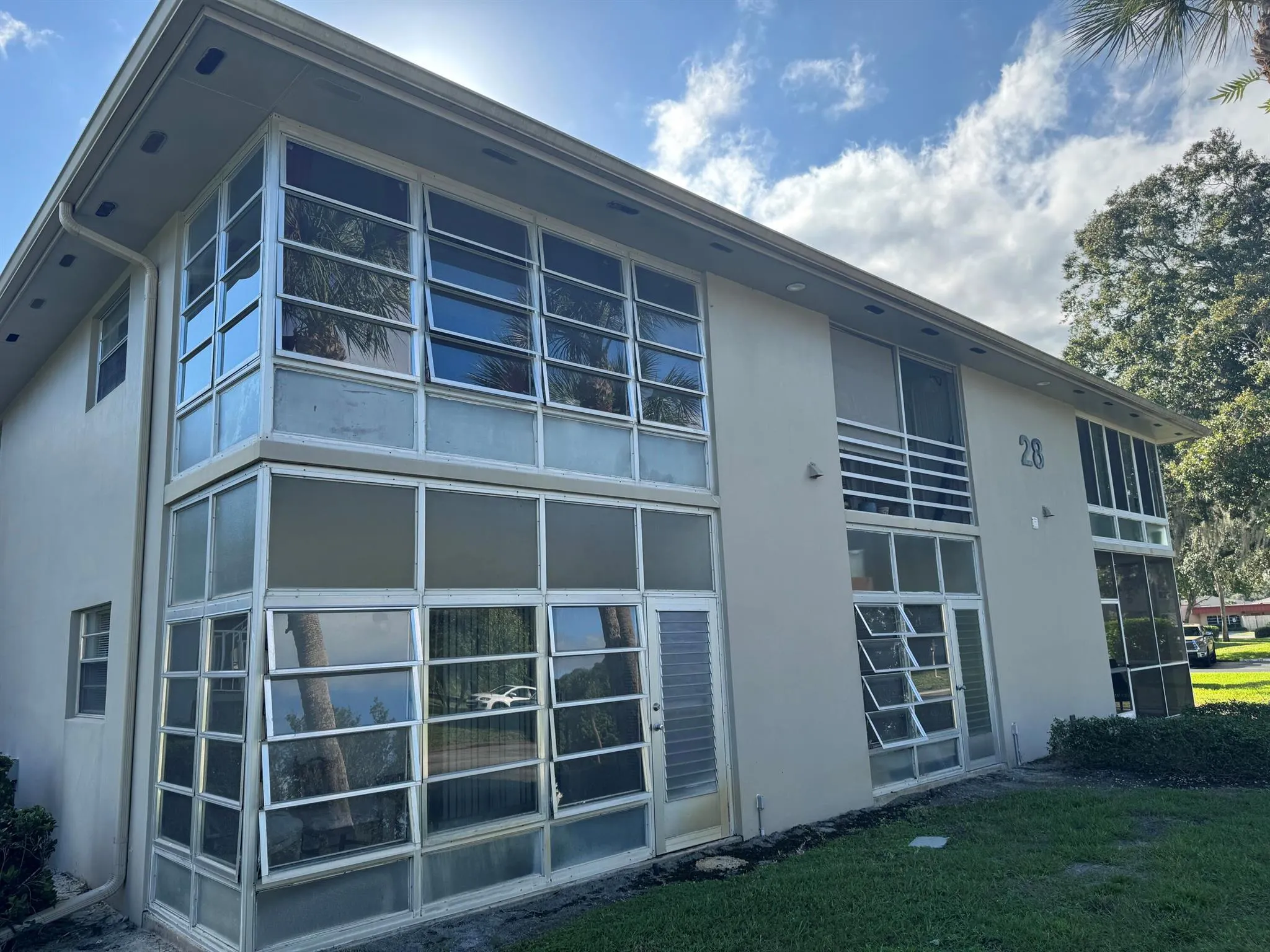 28 Lake Vista Trail, #105