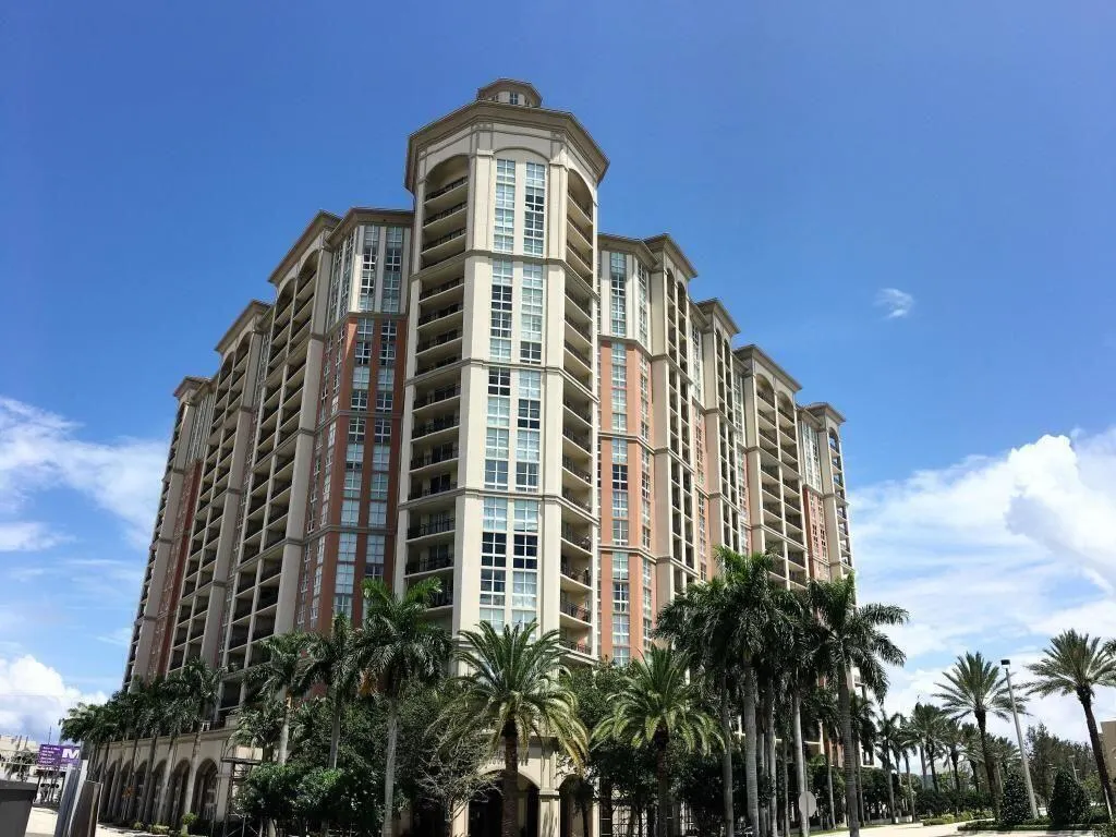 550 Okeechobee Boulevard, #306