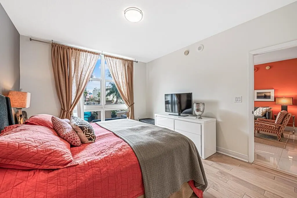 550 Okeechobee Boulevard, #306