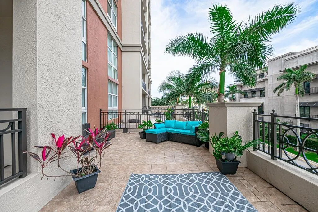 550 Okeechobee Boulevard, #306