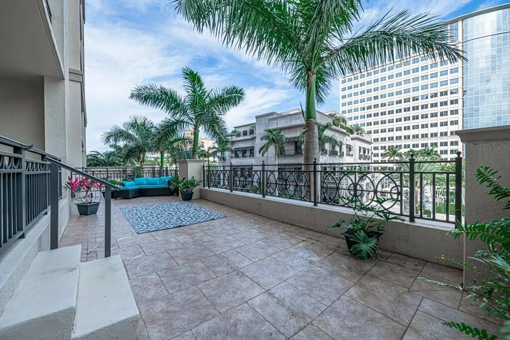 550 Okeechobee Boulevard, #306