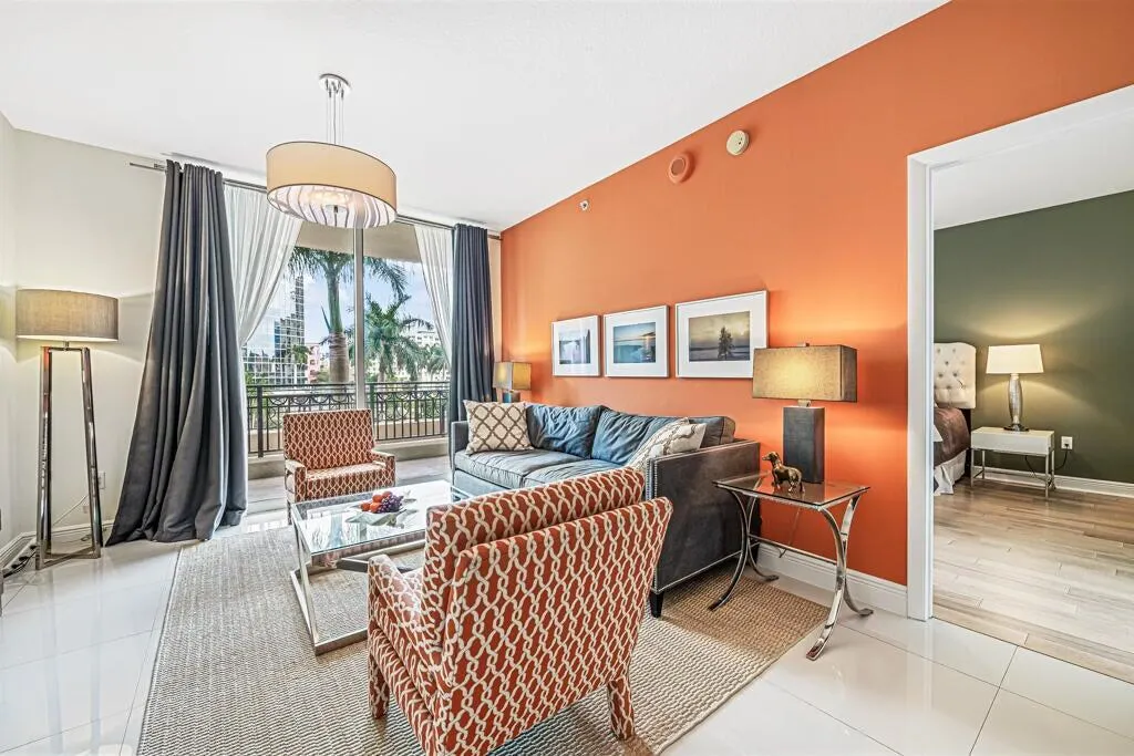 550 Okeechobee Boulevard, #306