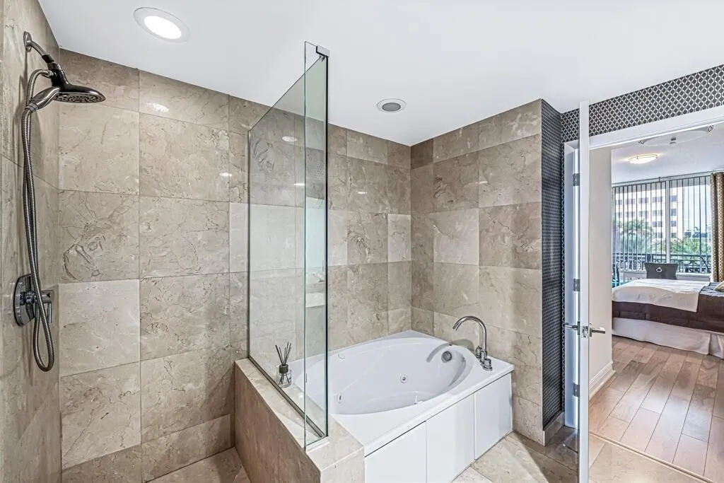 550 Okeechobee Boulevard, #306