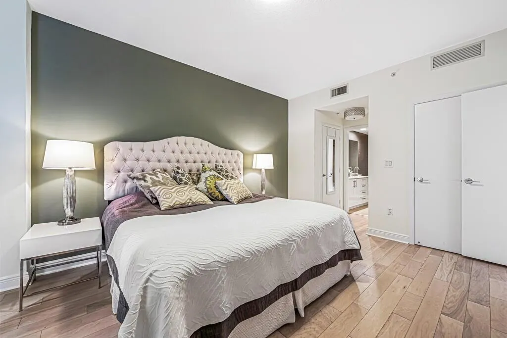 550 Okeechobee Boulevard, #306