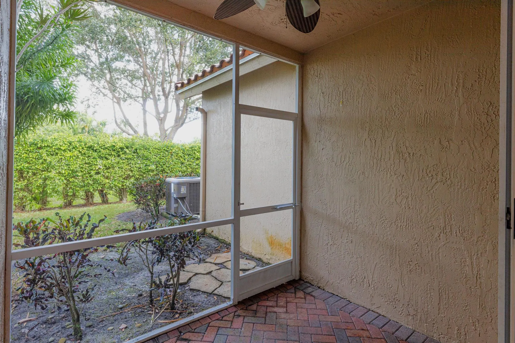 6420 Park Lake Circle