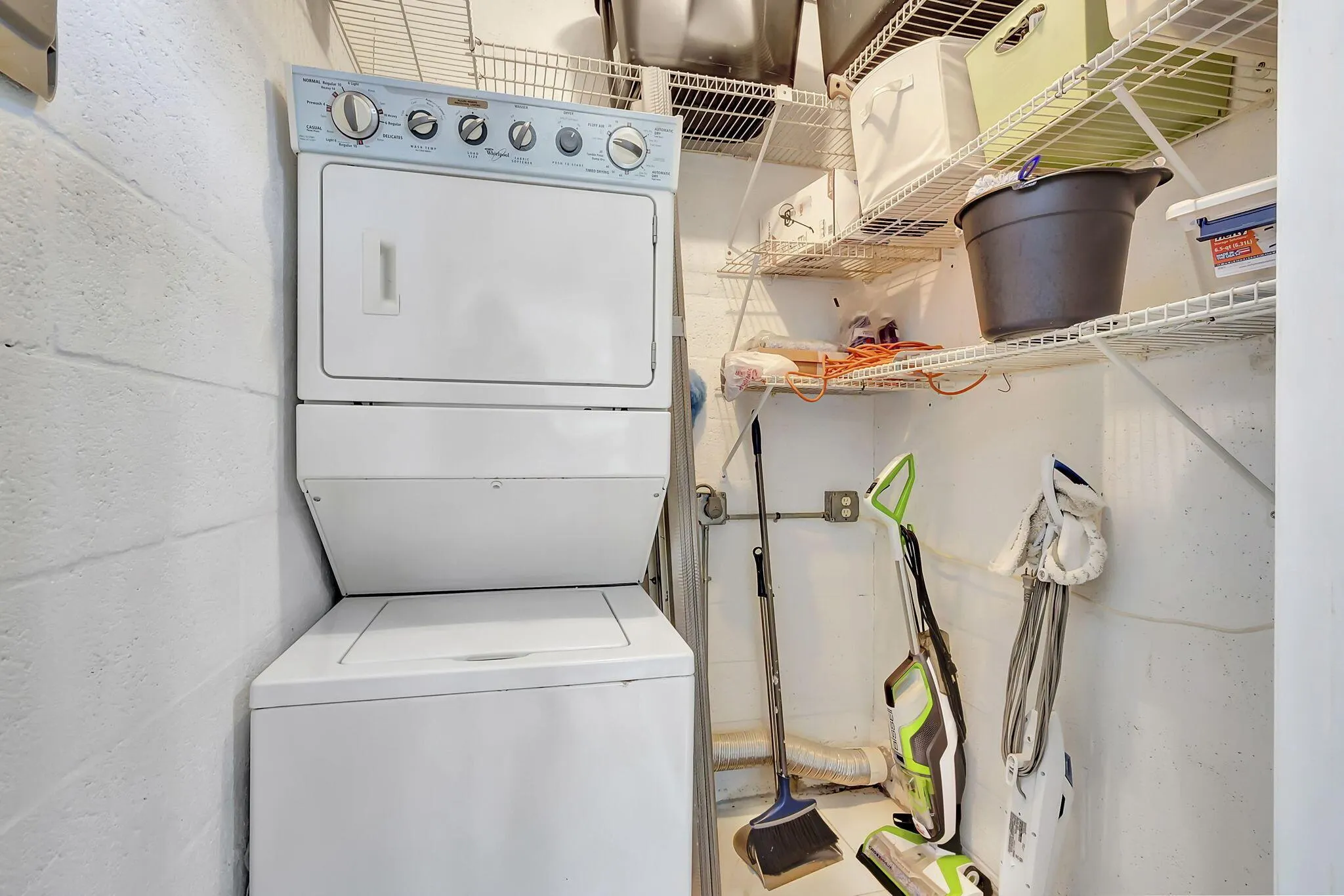 21 Lake Vista Trail, #101