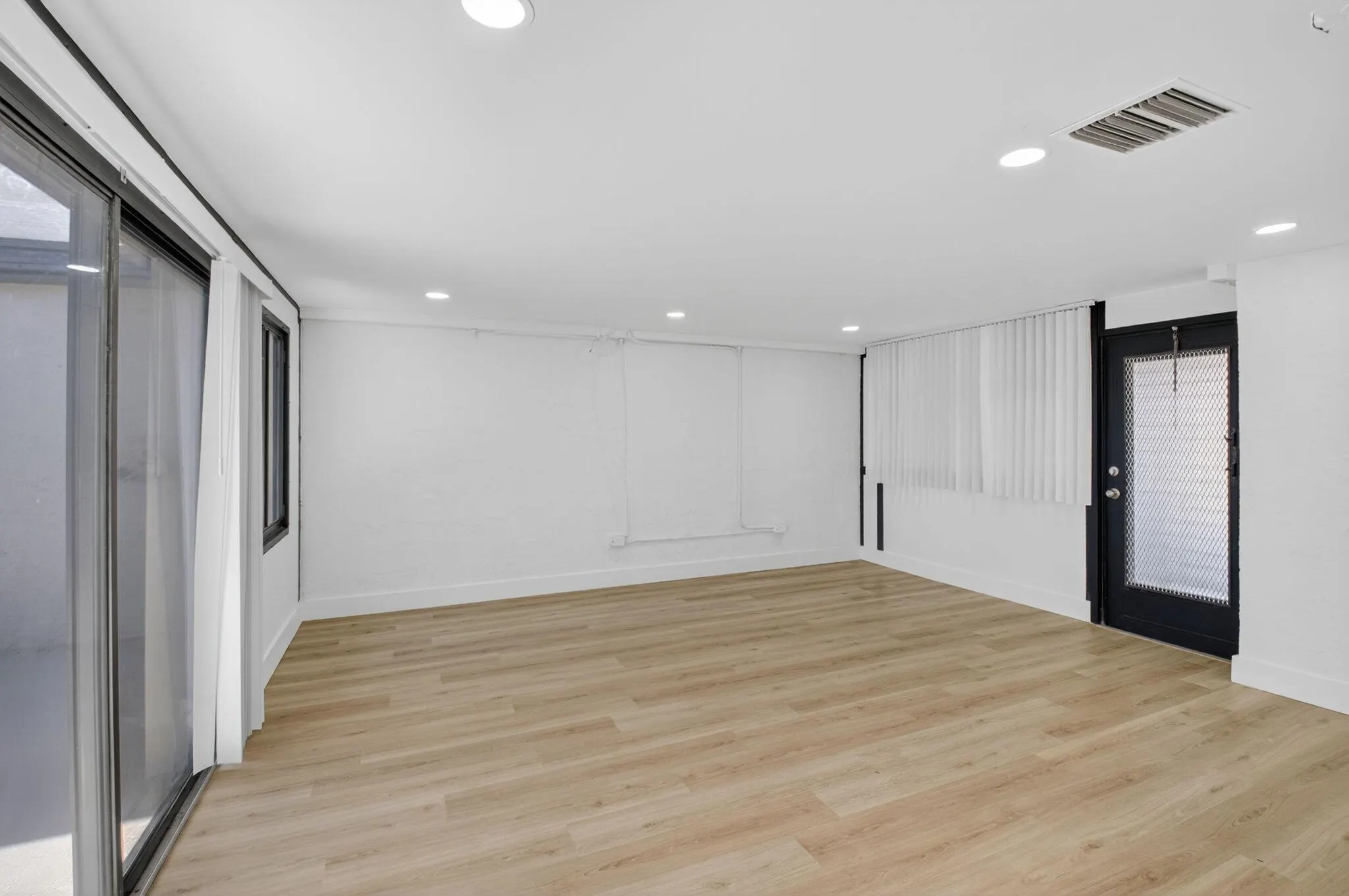 14757 Wildflower Lane