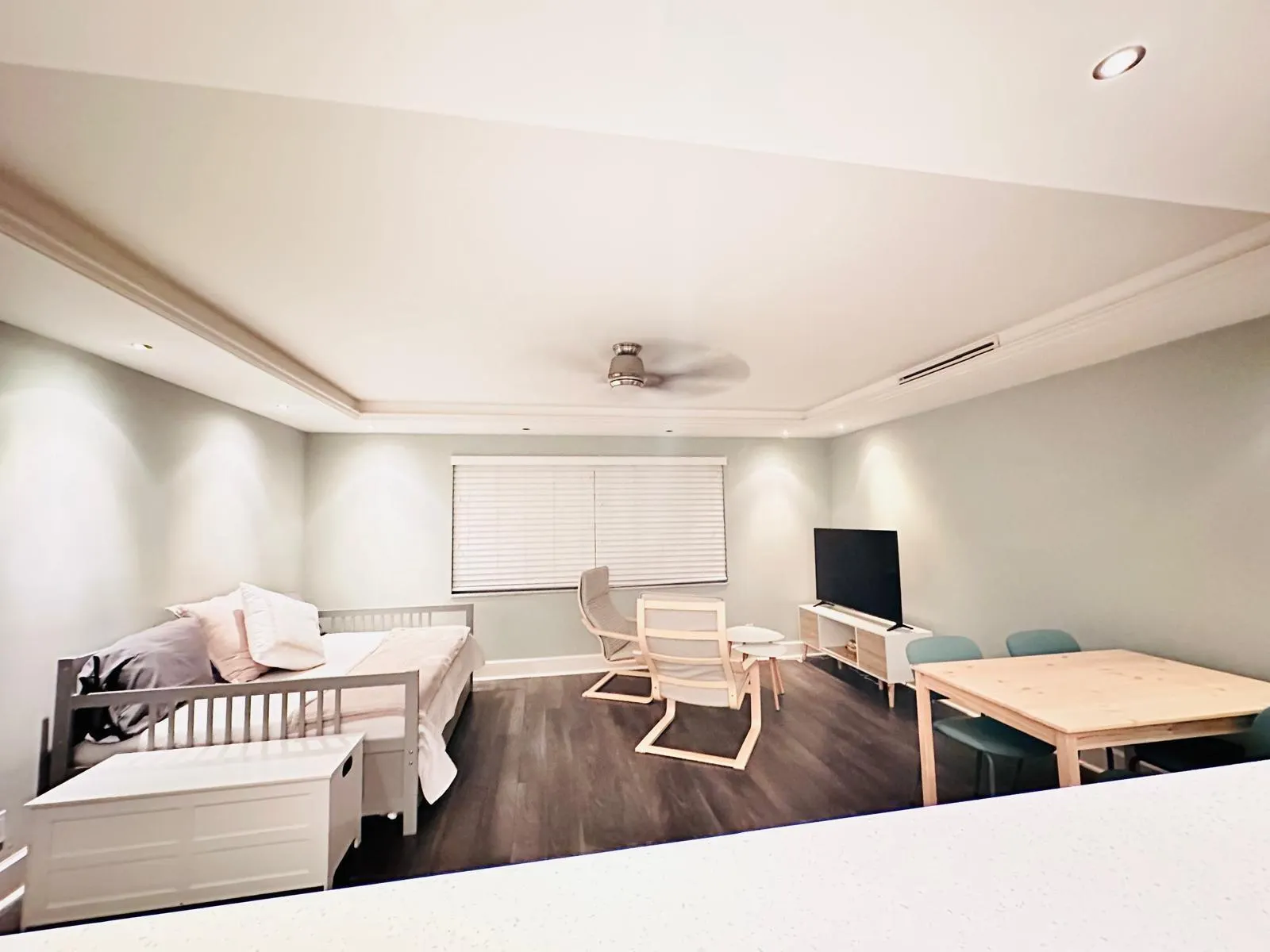 2424 NE 9th Street, #112