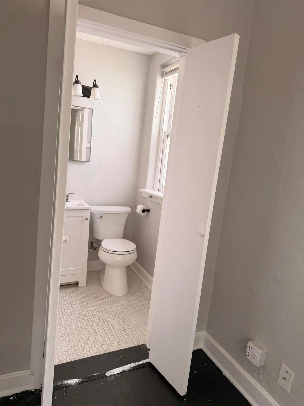 523 24th Street, #12