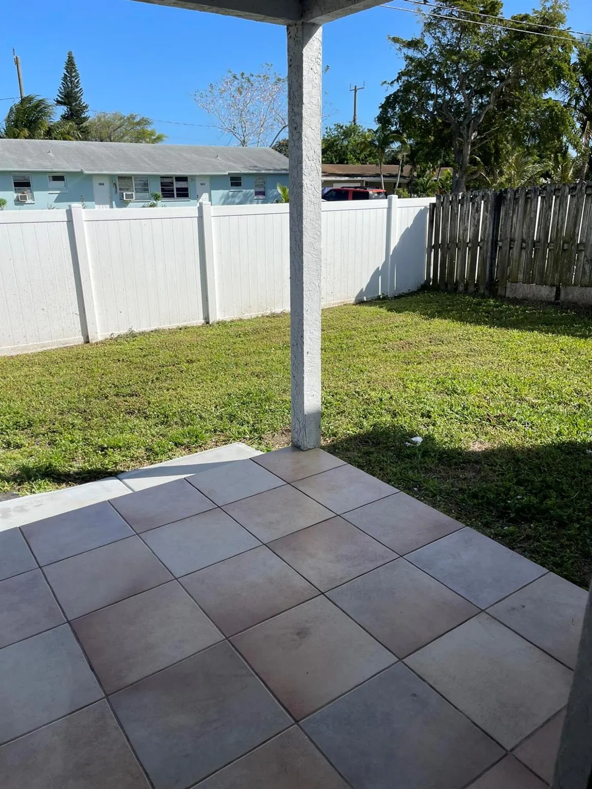 3816 Woodridge Terrace