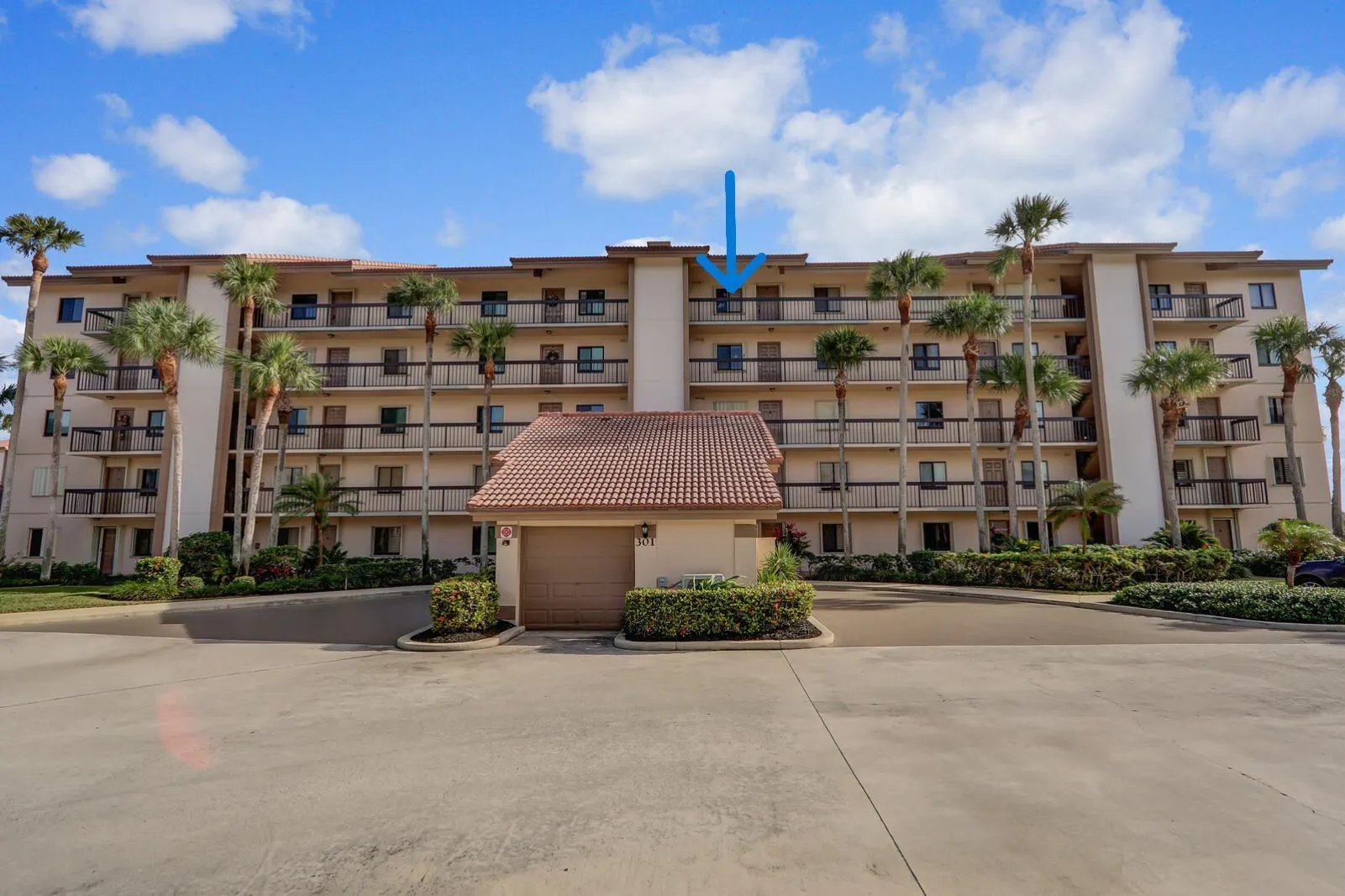 301 Ocean Bluffs Boulevard, #5040