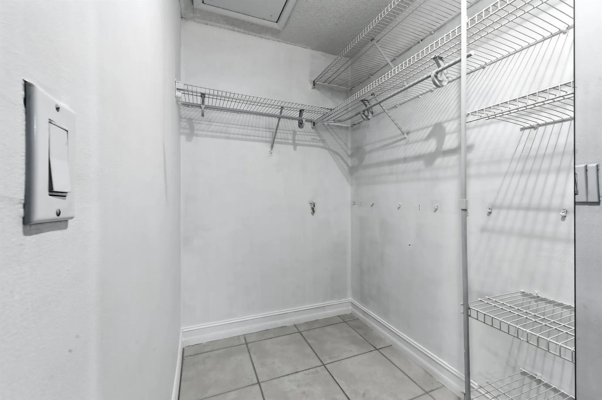 1167 S Drive Circle, #D