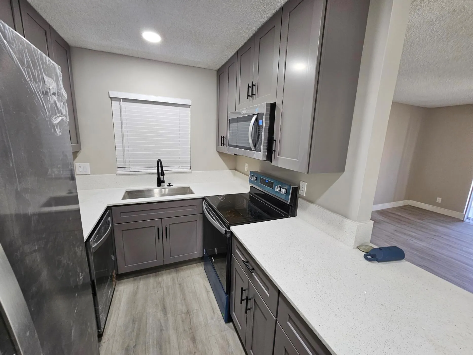 1301 NW 12th Avenue, #415a