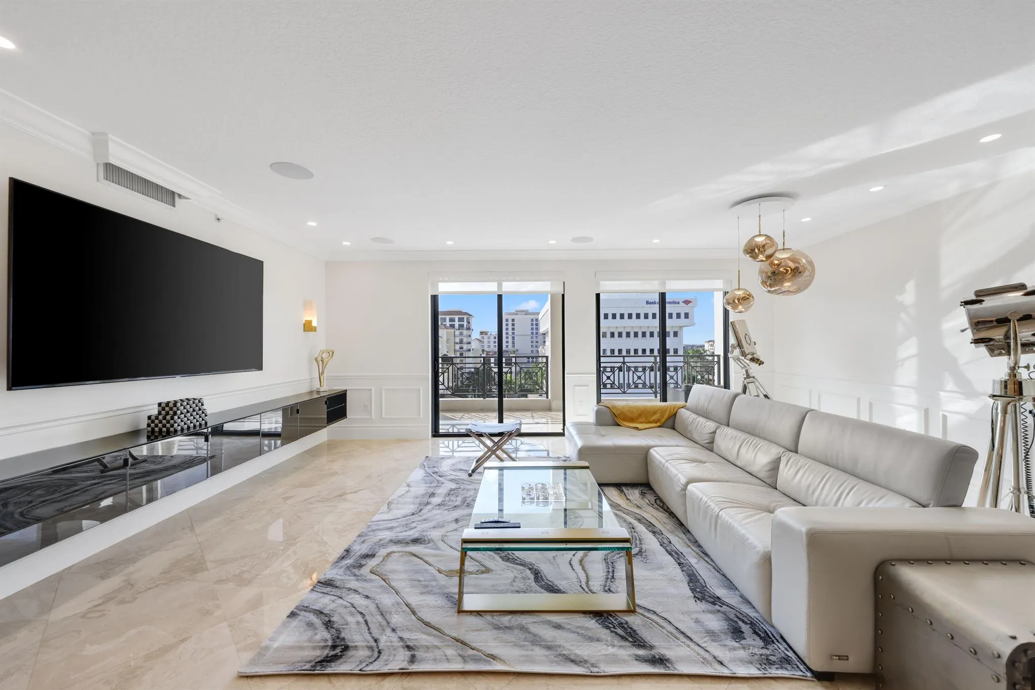 200 E Palmetto Park Road, #811