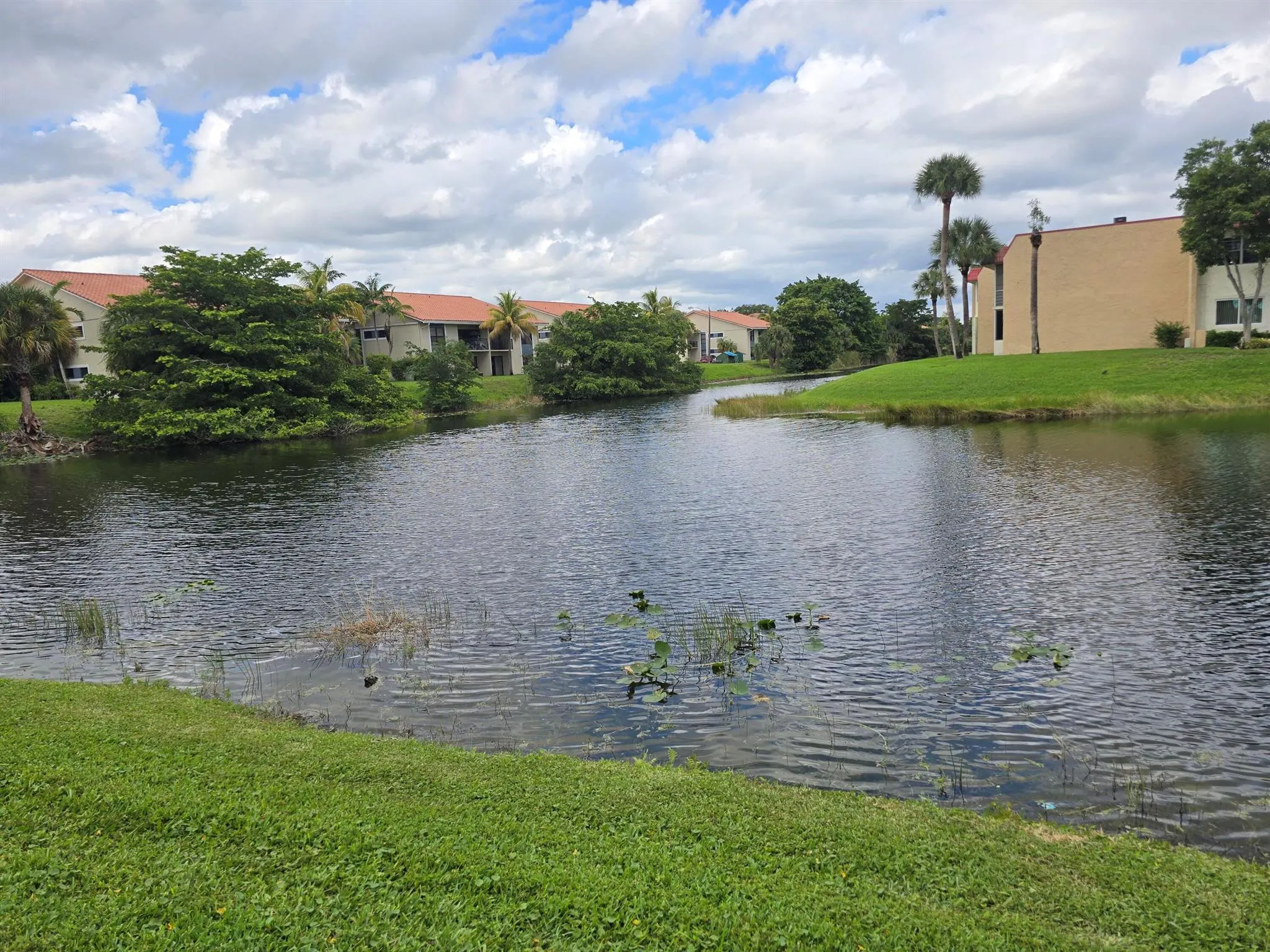 163 Lake Gloria Drive Drive