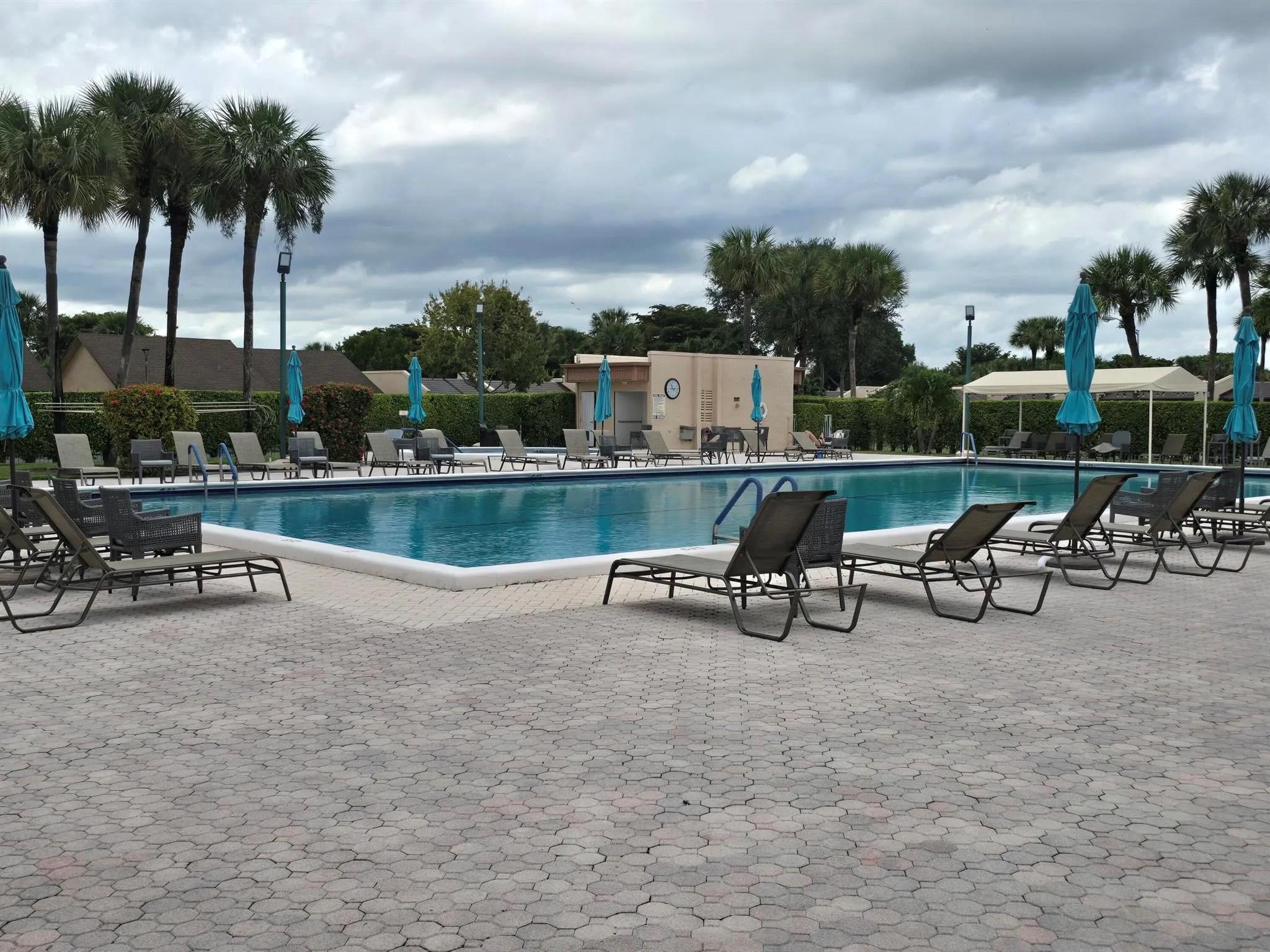 163 Lake Gloria Drive Drive