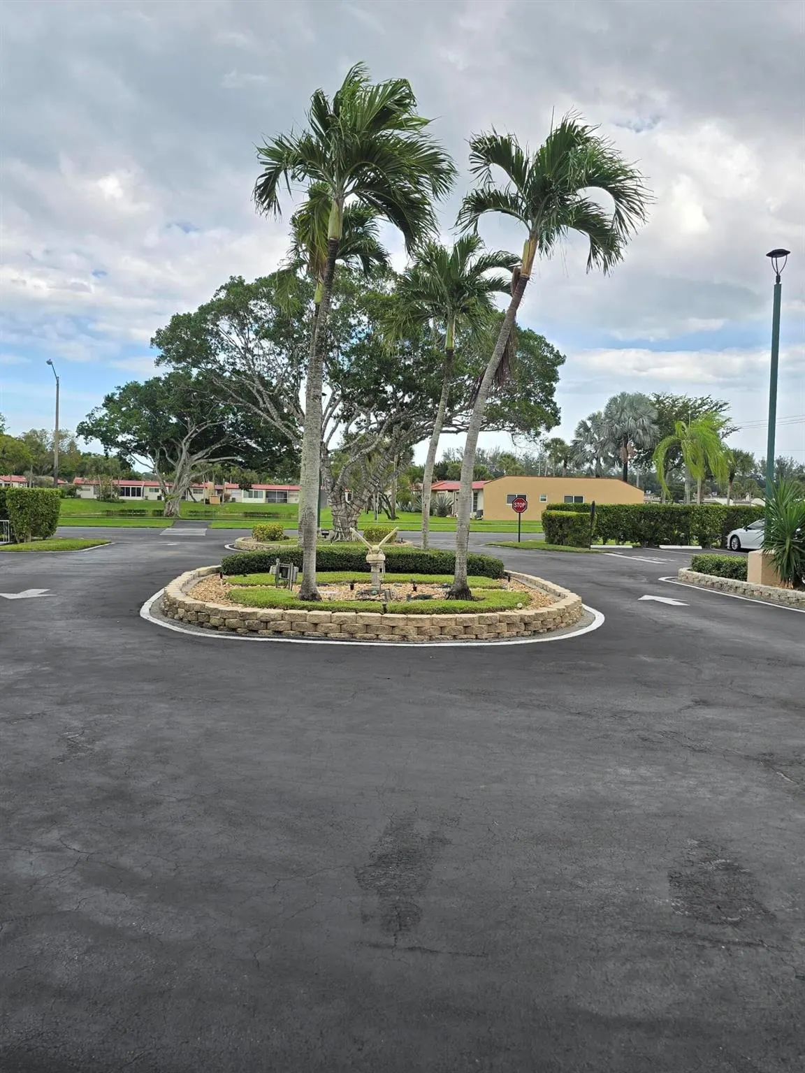 163 Lake Gloria Drive Drive