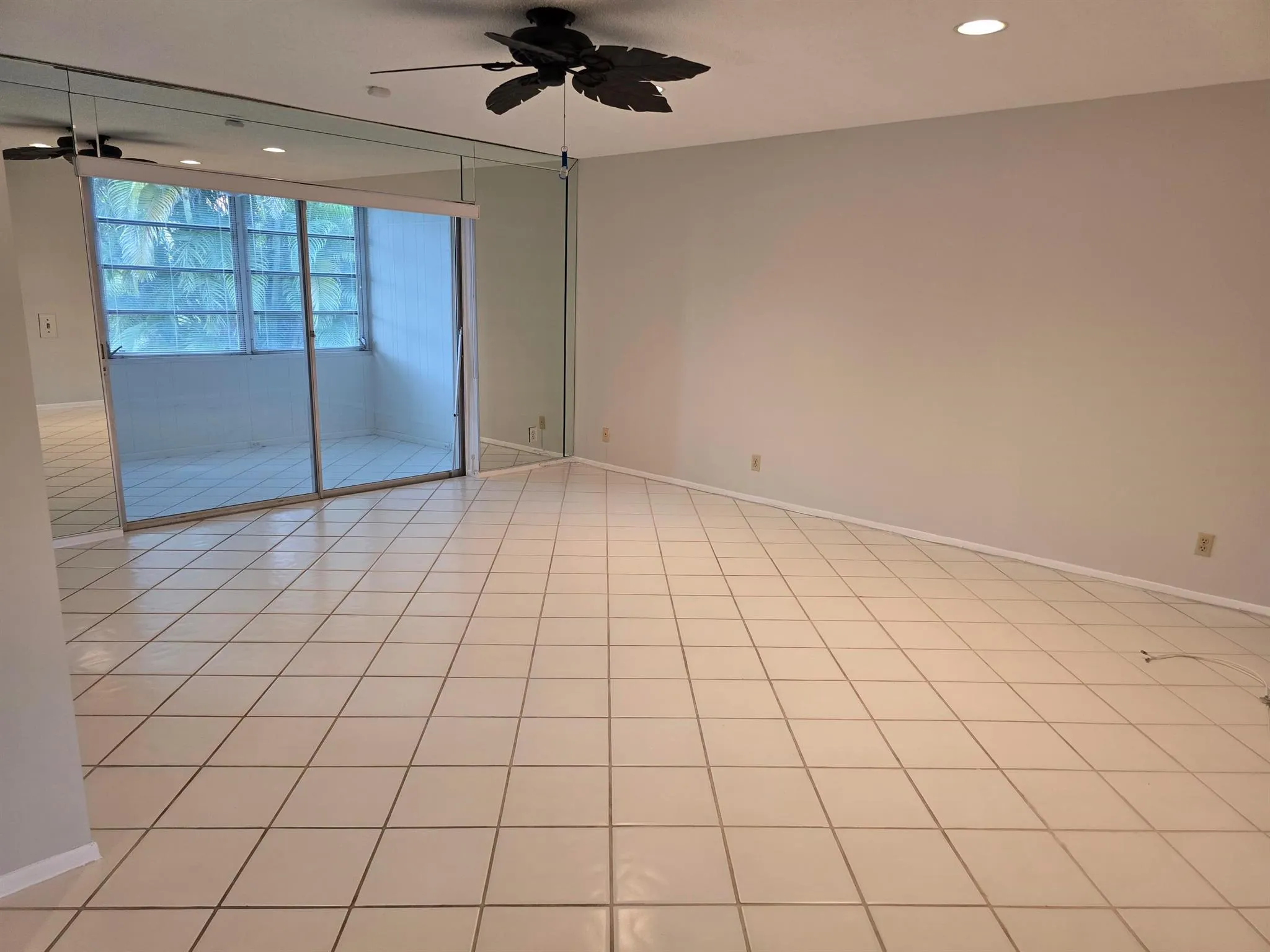 163 Lake Gloria Drive Drive