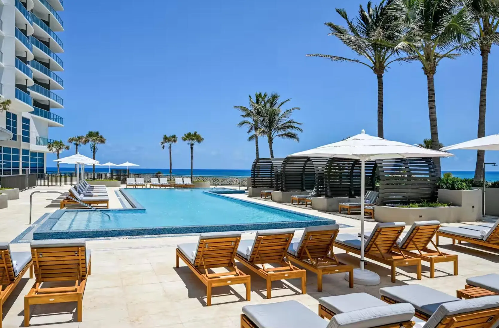 3100 N Ocean Drive, #P-905