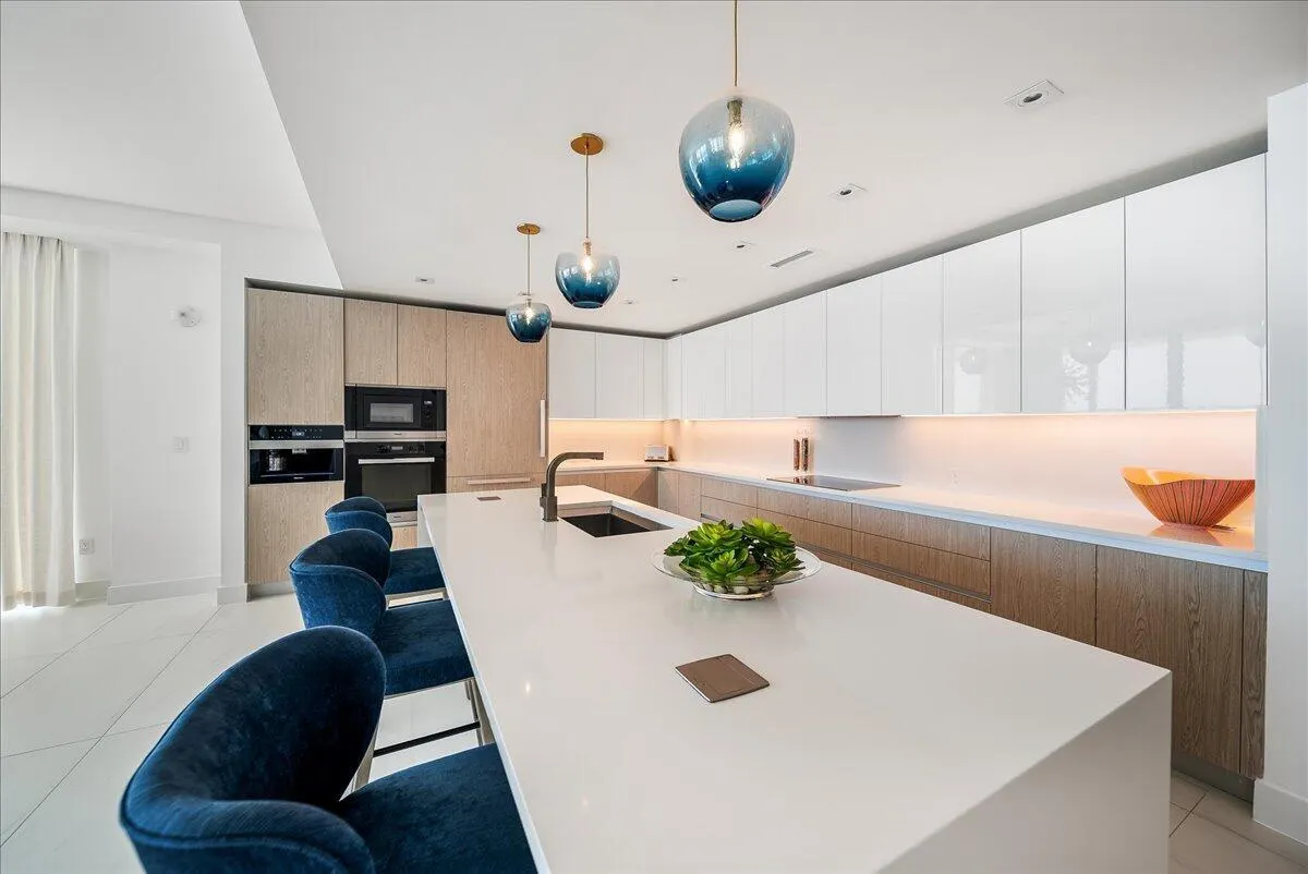 3100 N Ocean Drive, #P-905