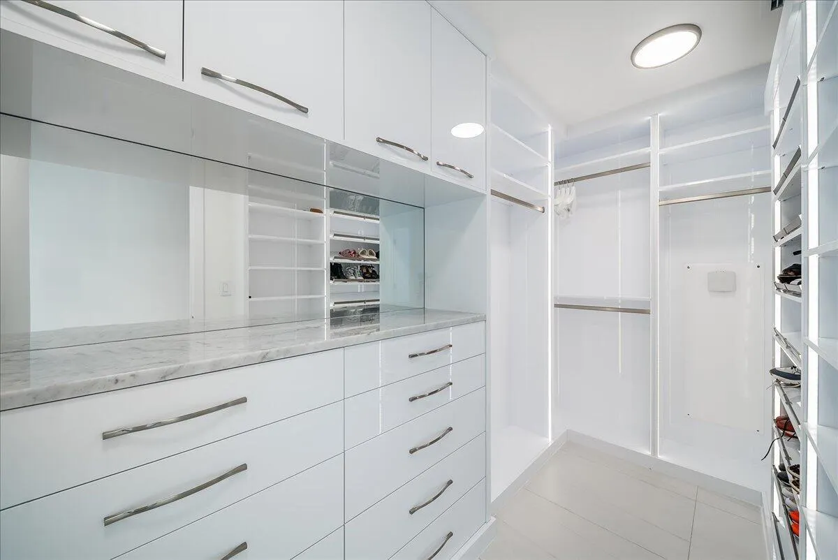 3100 N Ocean Drive, #P-905