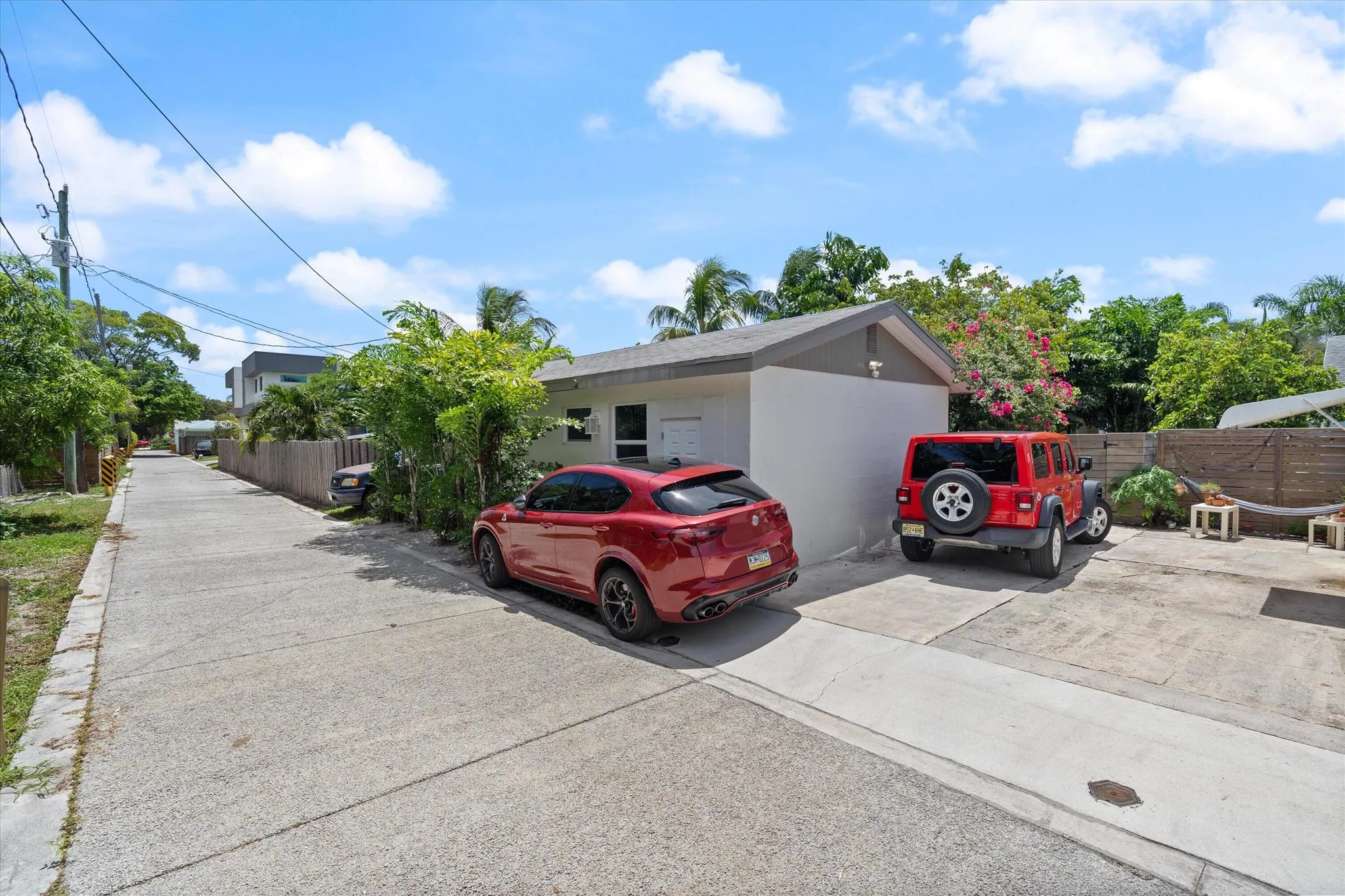 321 S Swinton Avenue