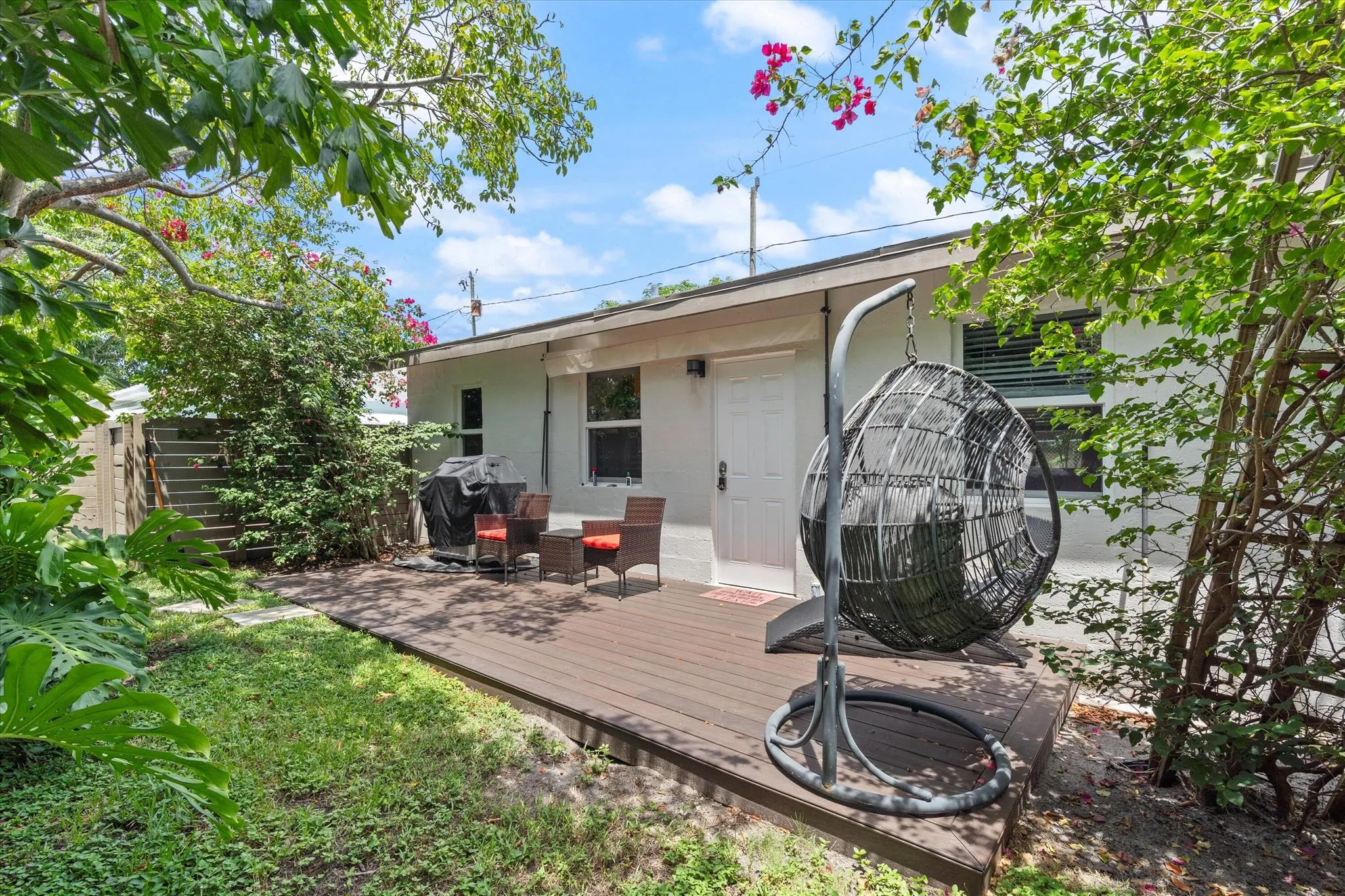 321 S Swinton Avenue