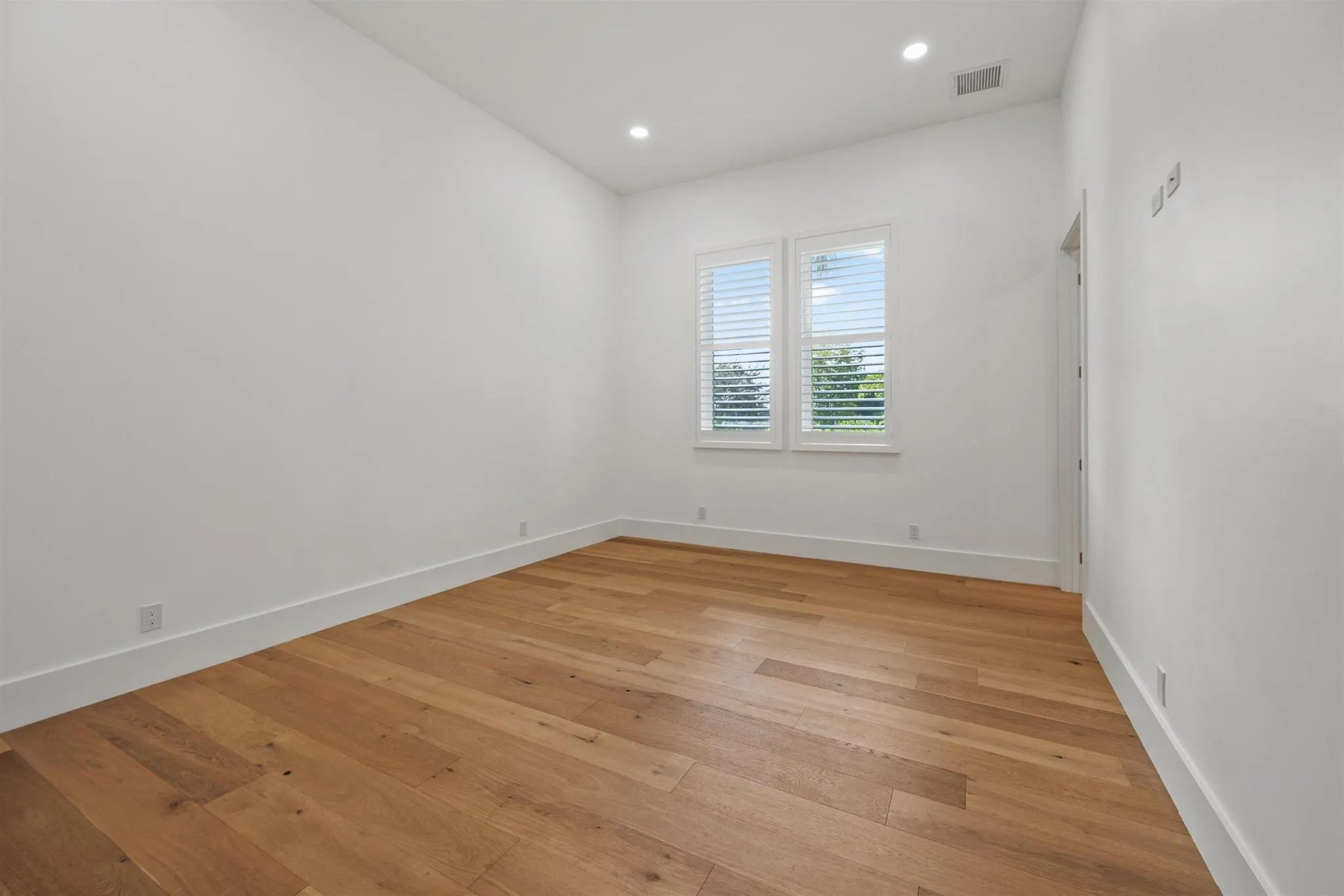 15359 Sunnyland Lane