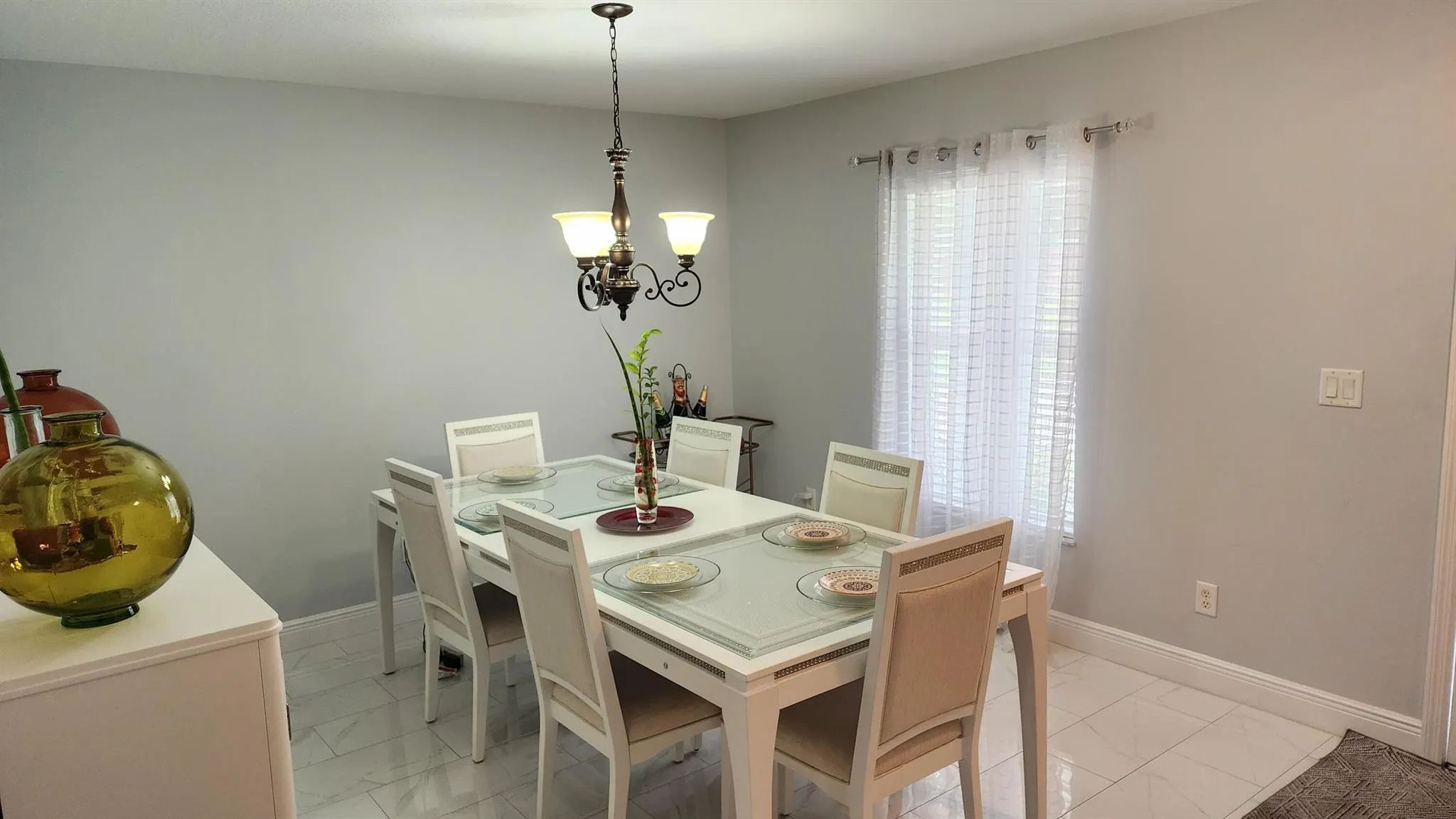 562 SE Majestic Terrace