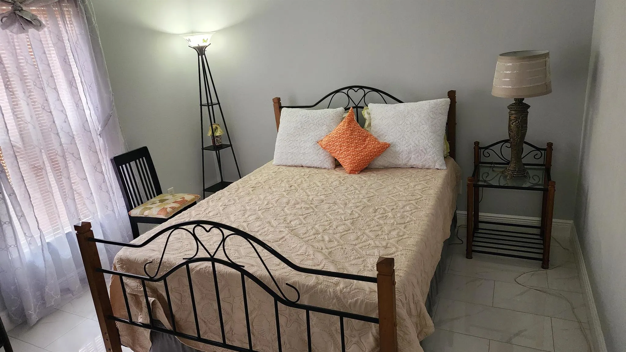 562 SE Majestic Terrace