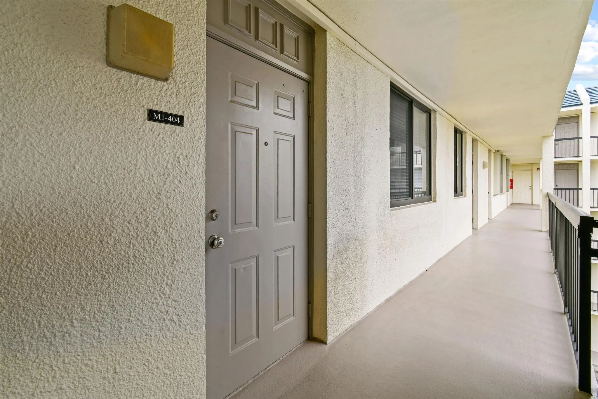 1605 S Us Highway 1, #M1-404