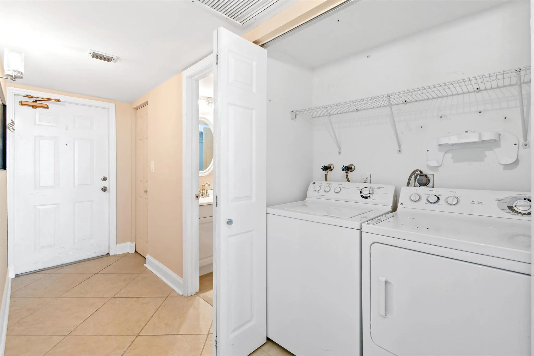 1605 S Us Highway 1, #M1-404