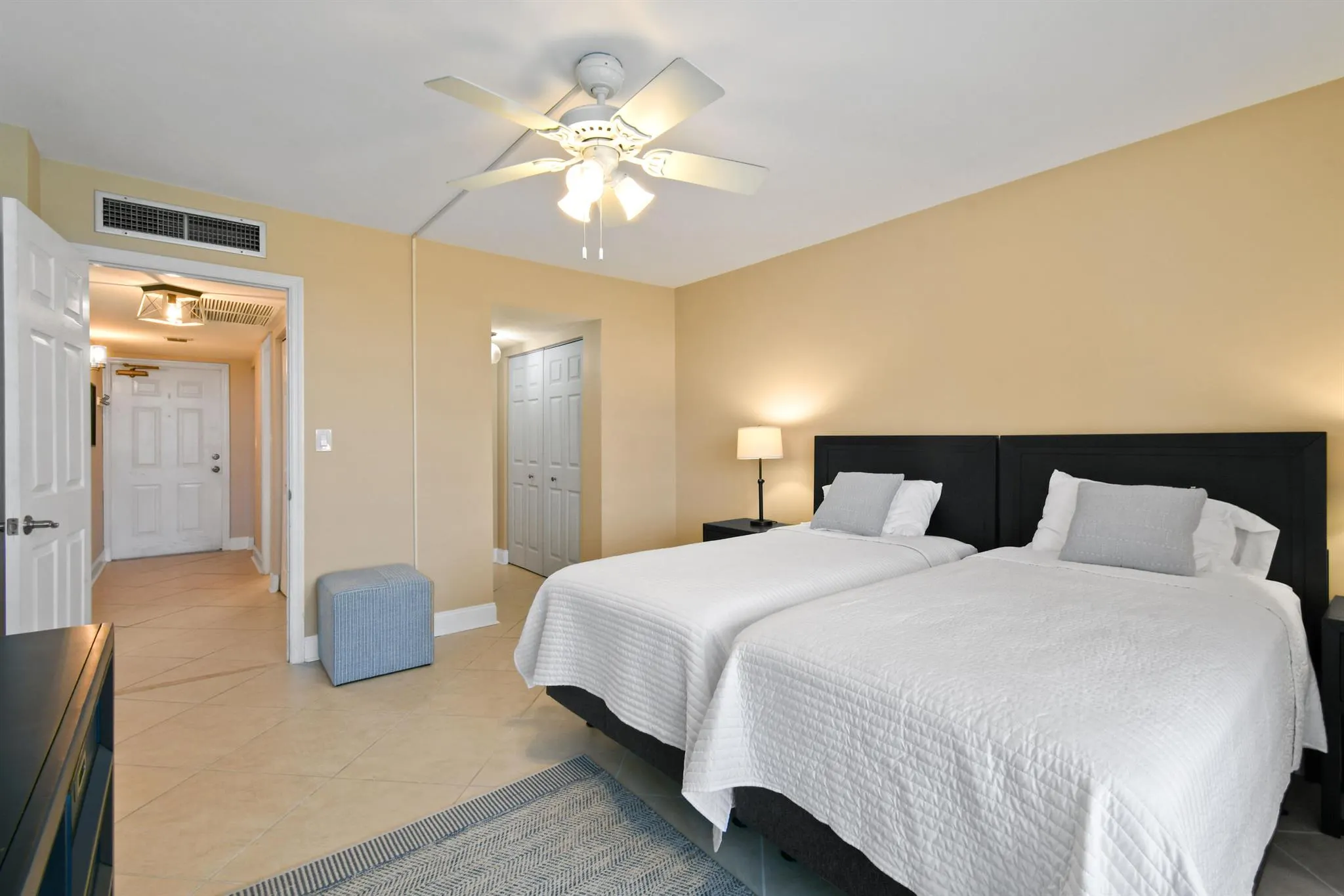 1605 S Us Highway 1, #M1-404