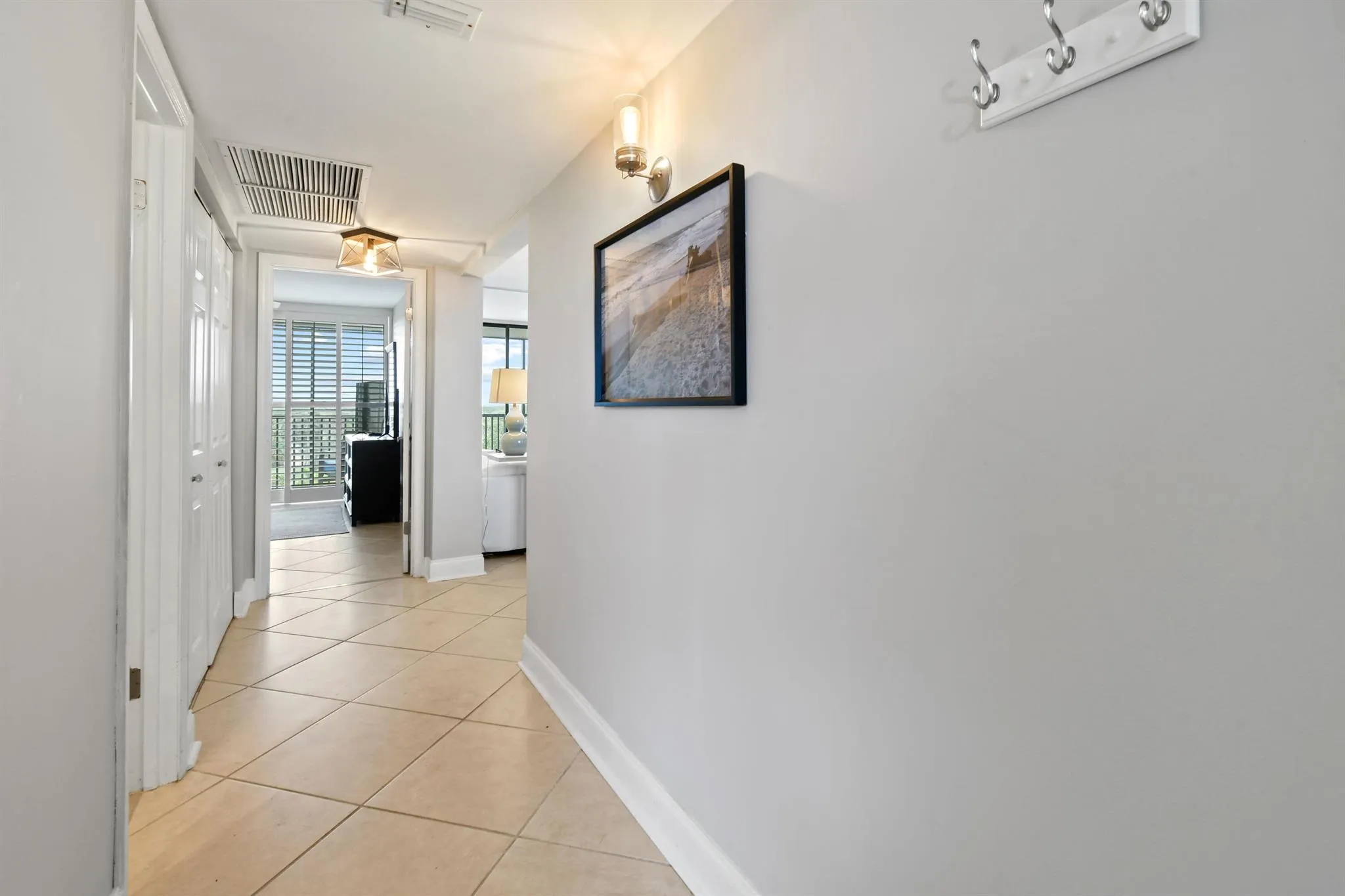 1605 S Us Highway 1, #M1-404