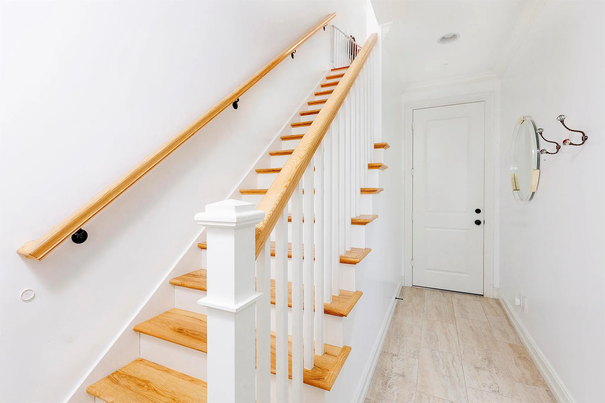 389 E Cannery Row Circle