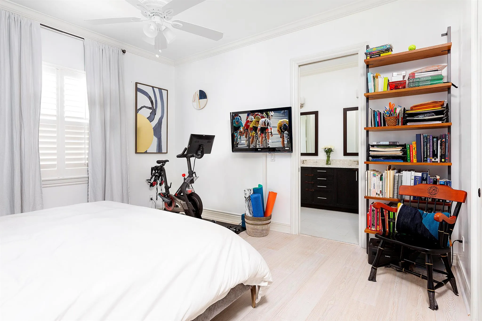 389 E Cannery Row Circle