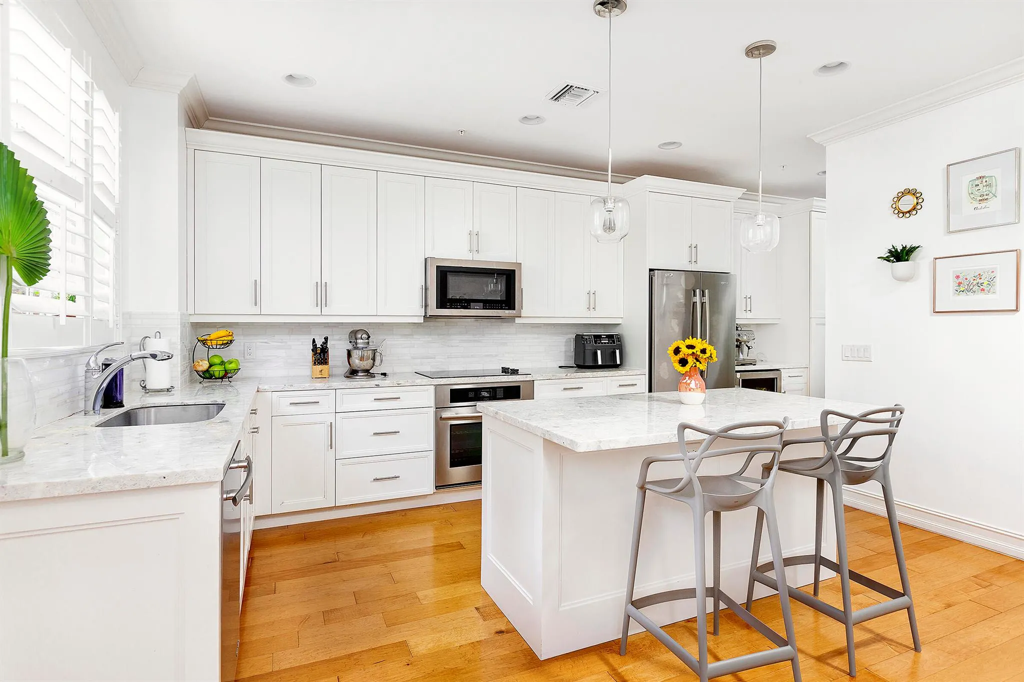 389 E Cannery Row Circle